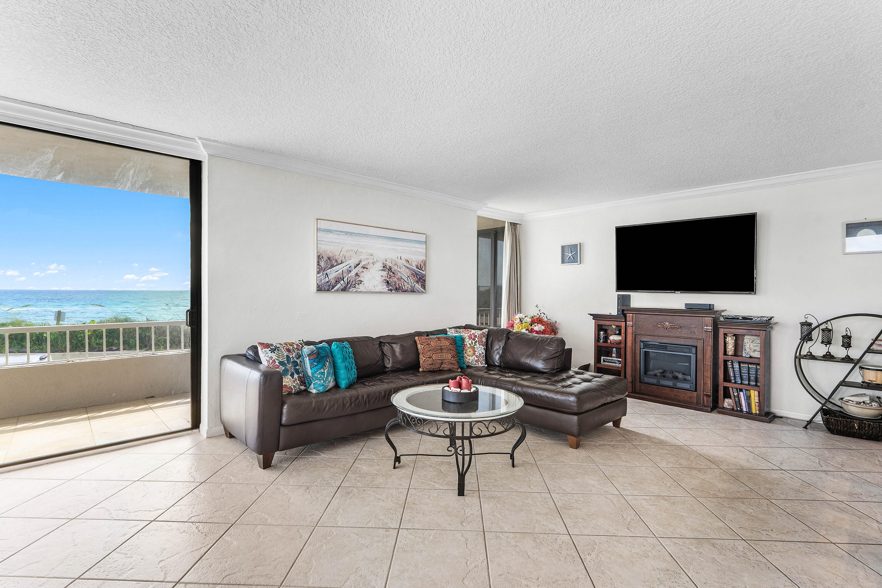 5540 N Ocean Drive 1c Property Photo 26