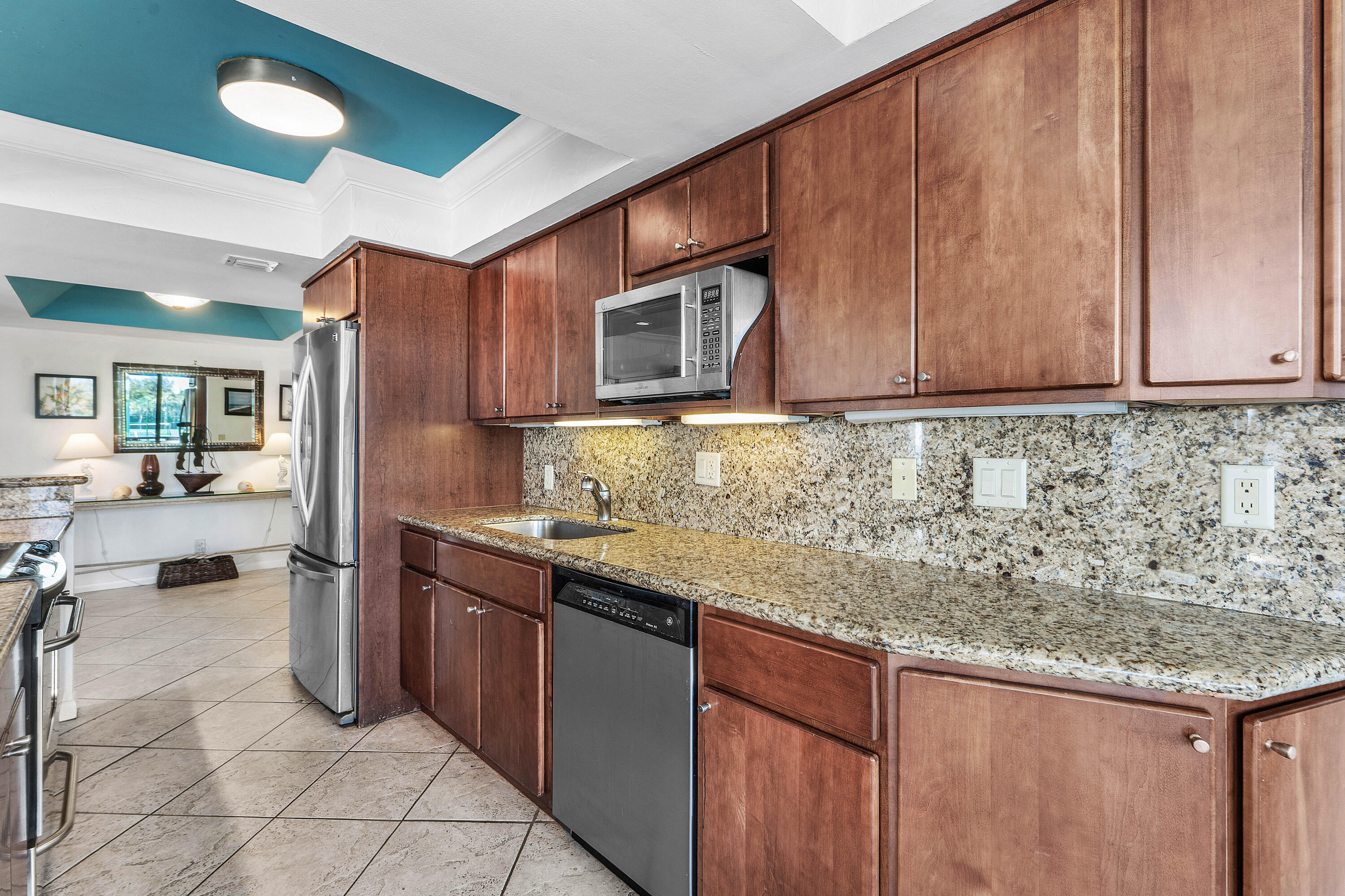 5540 N Ocean Drive 1c Property Photo 31