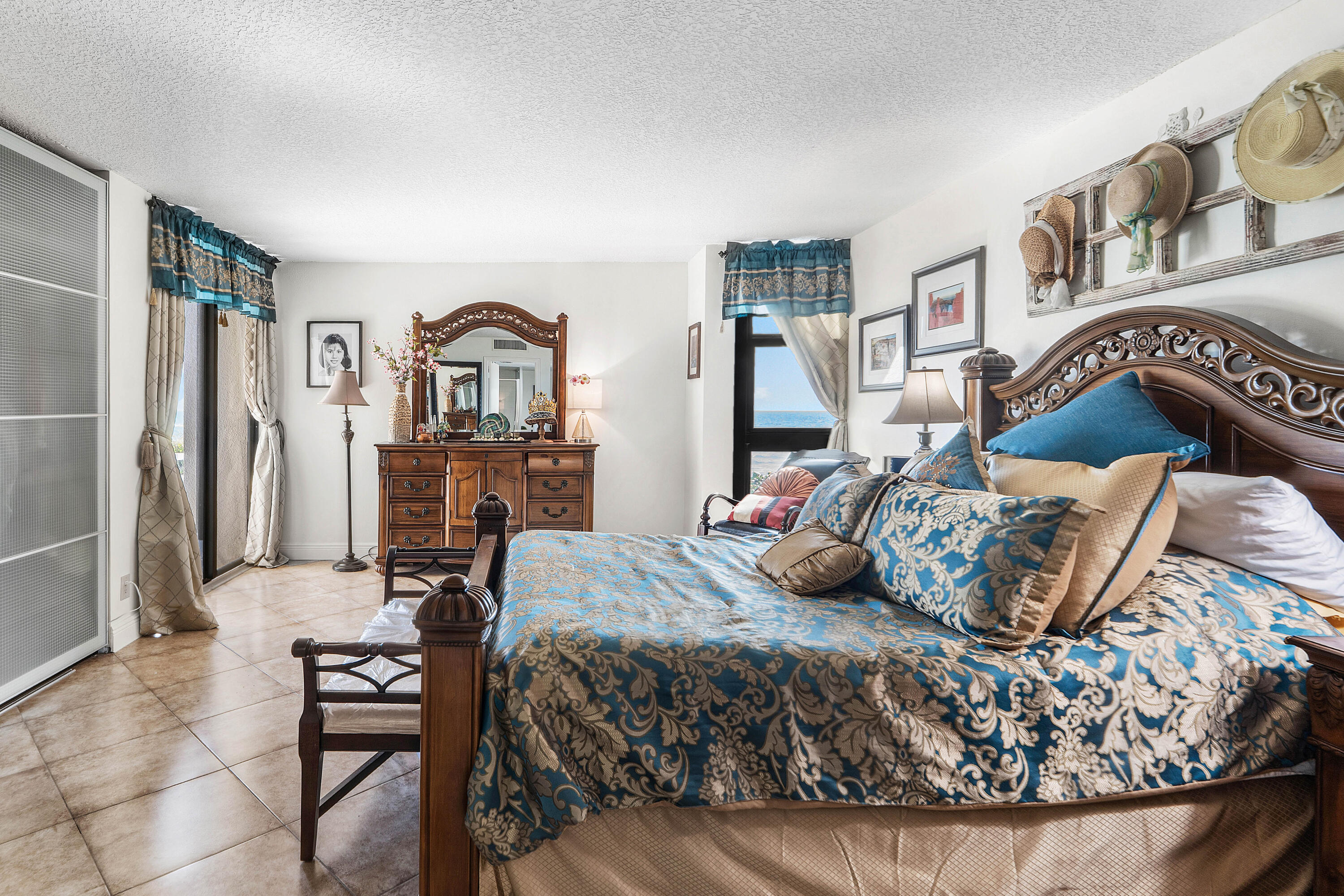 5540 N Ocean Drive 1c Property Photo 40