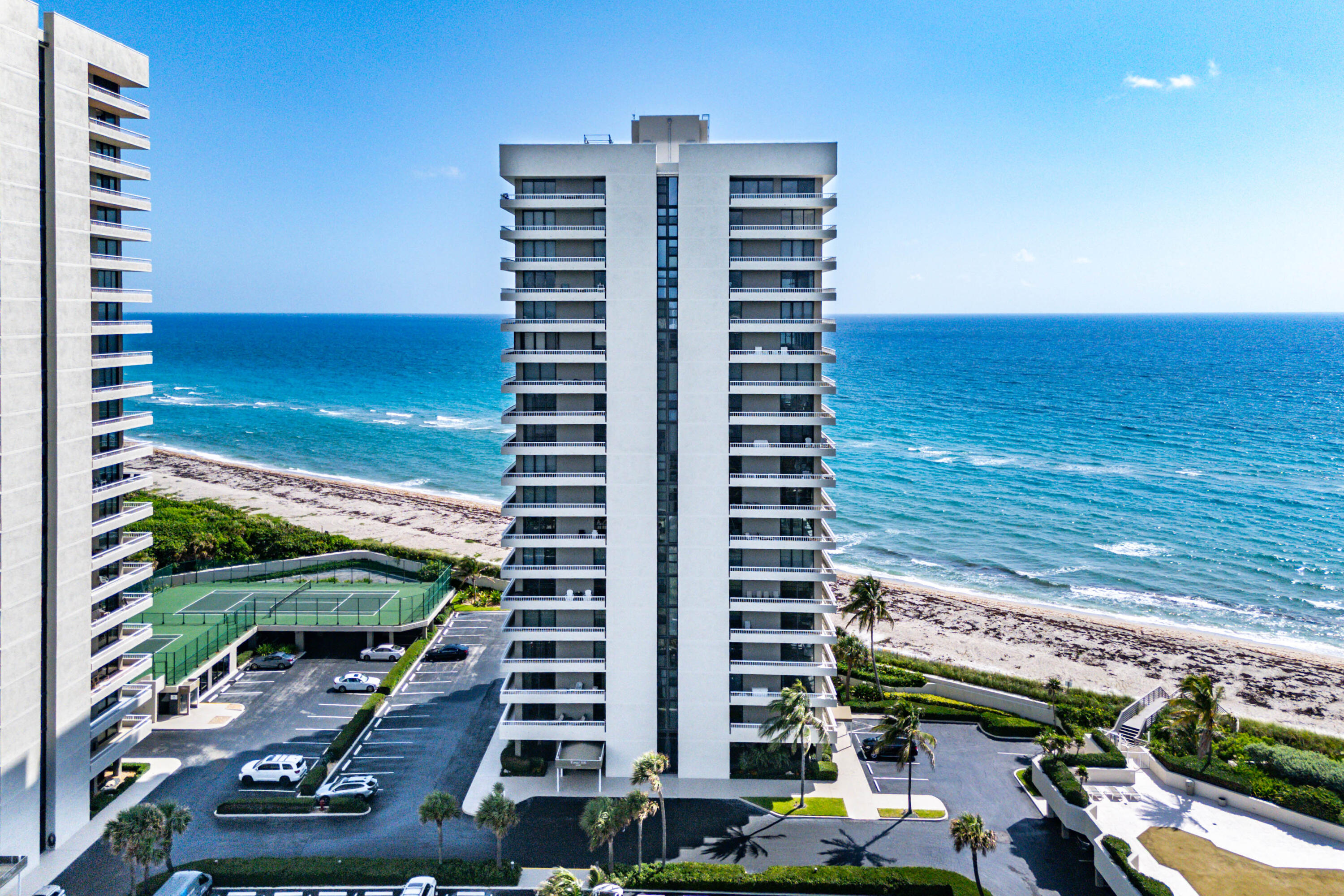 5540 N Ocean Drive 1c Property Photo 56