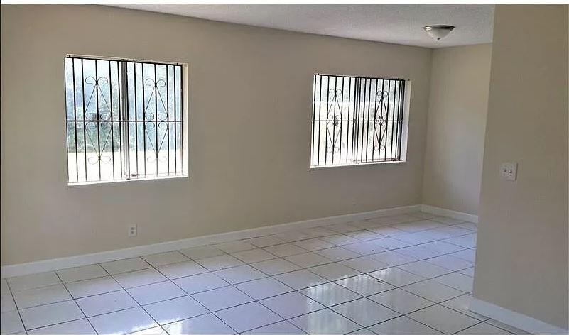 5710 Nw 21st Street 36-b Property Photo 2