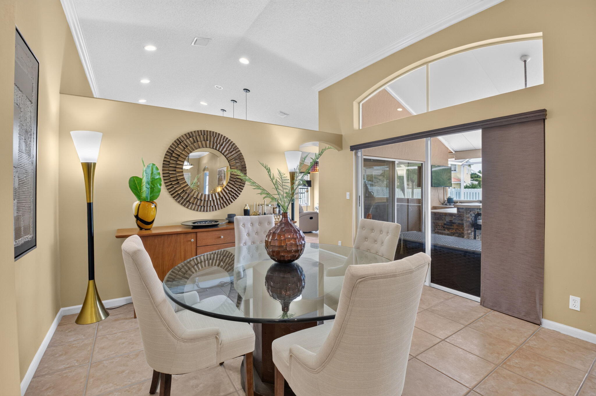 6405 Sand Hills Circle Property Photo 7
