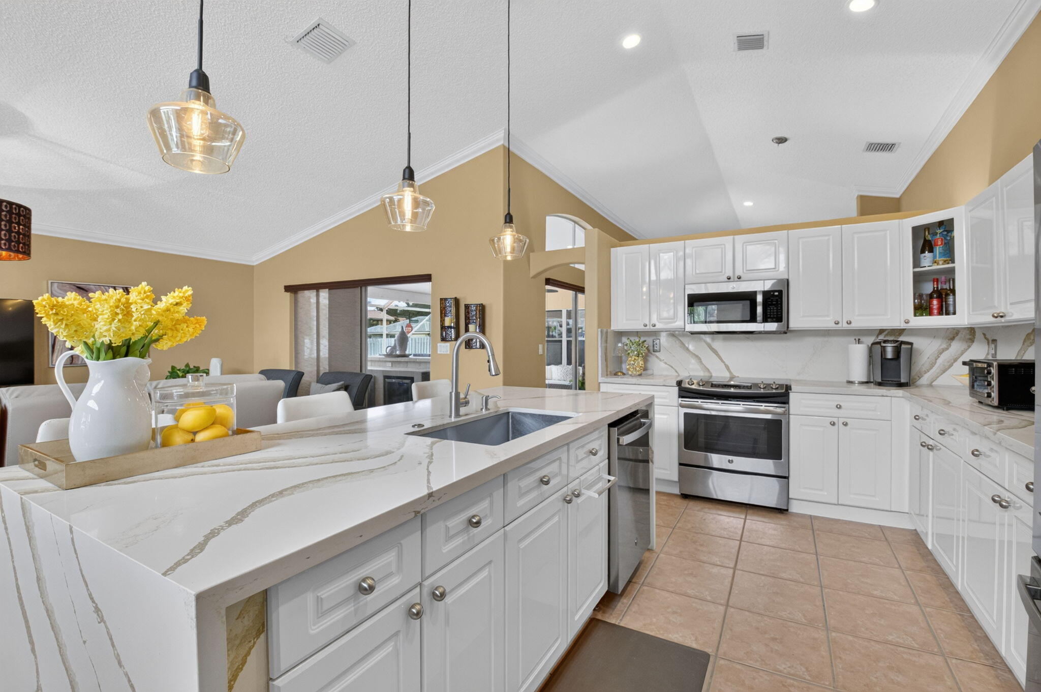 6405 Sand Hills Circle Property Photo 18
