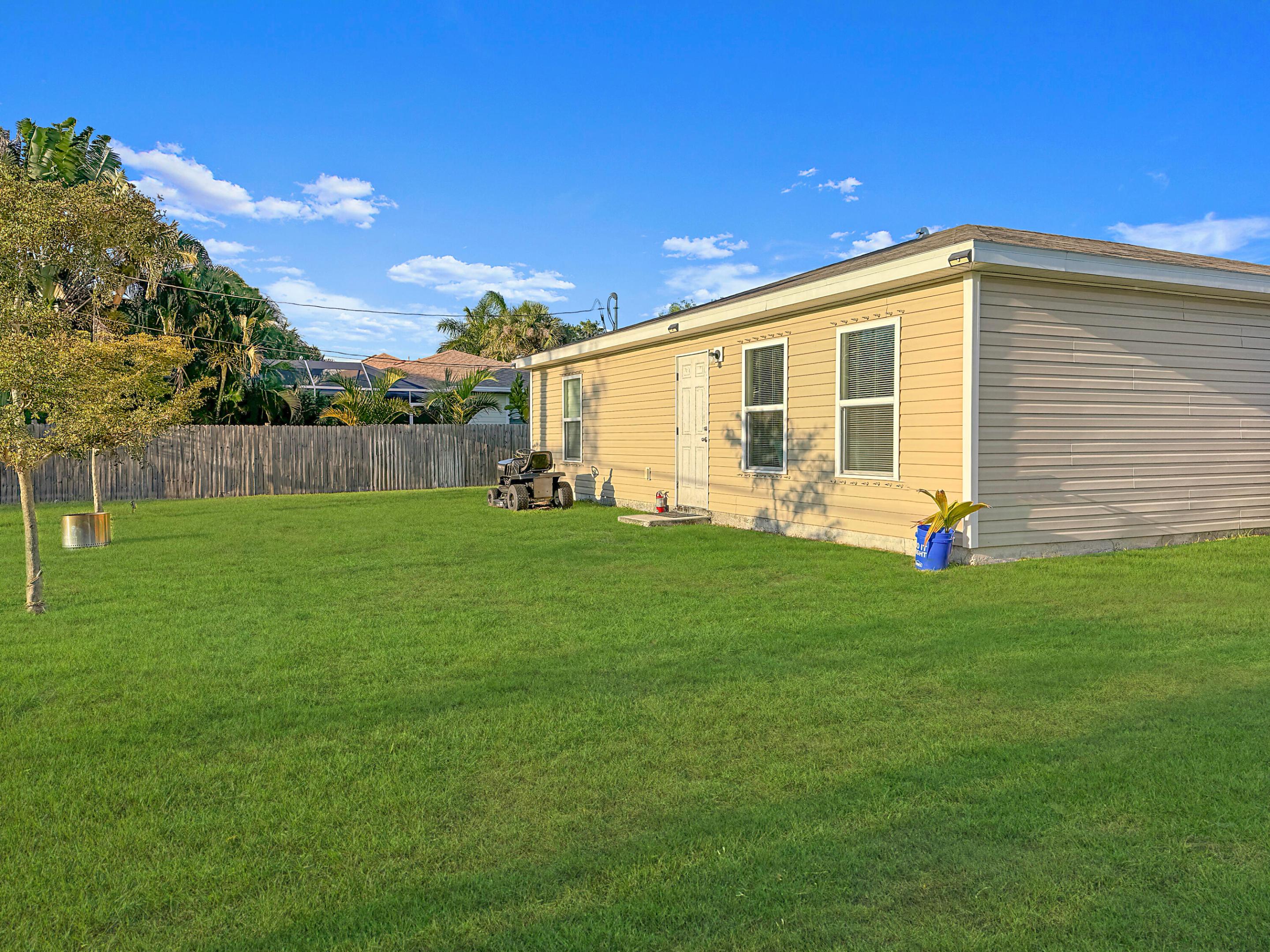 1958 Se Floresta Drive Property Photo 31