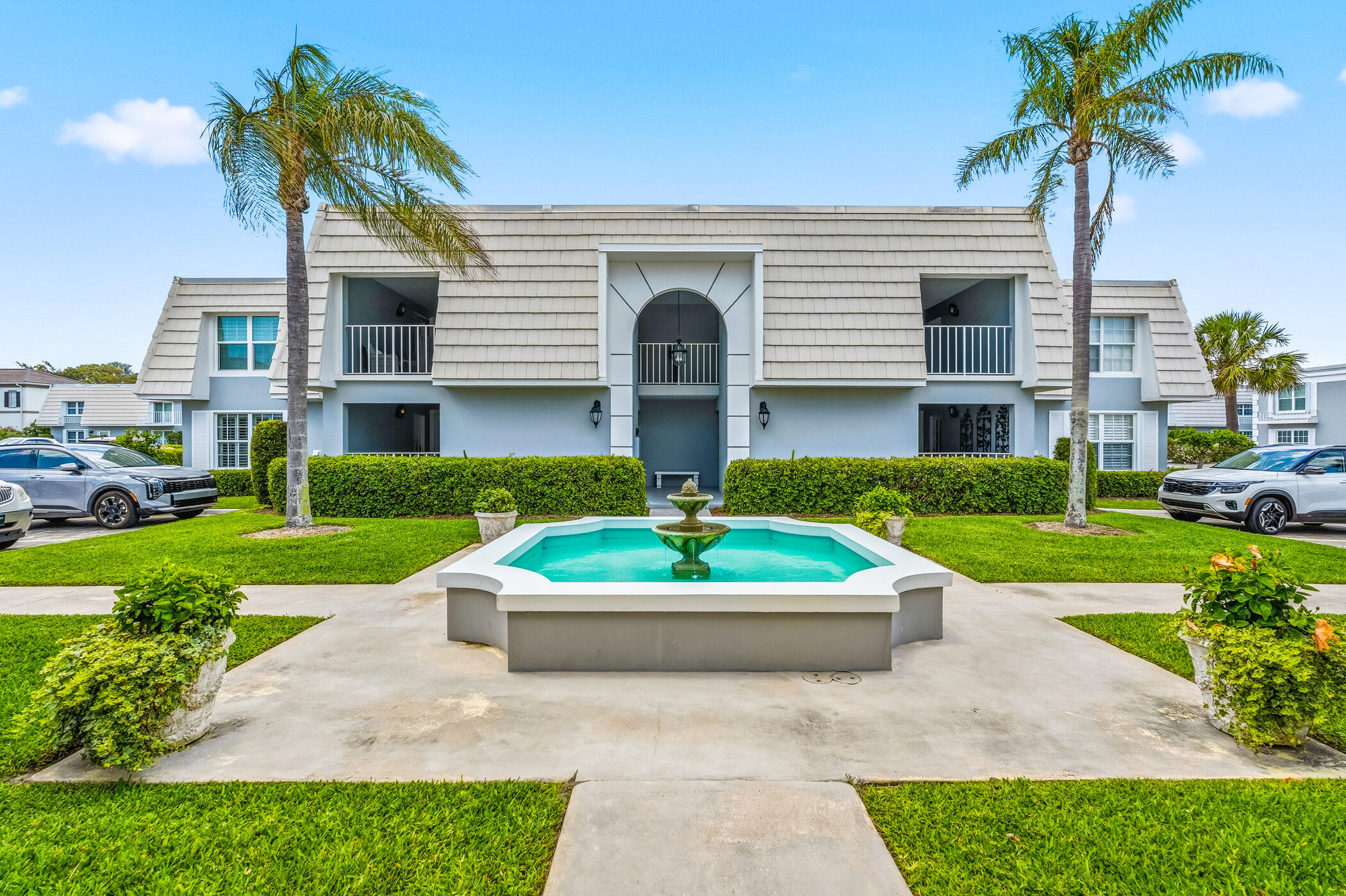 2741 Ocean Drive 31d Property Photo 2