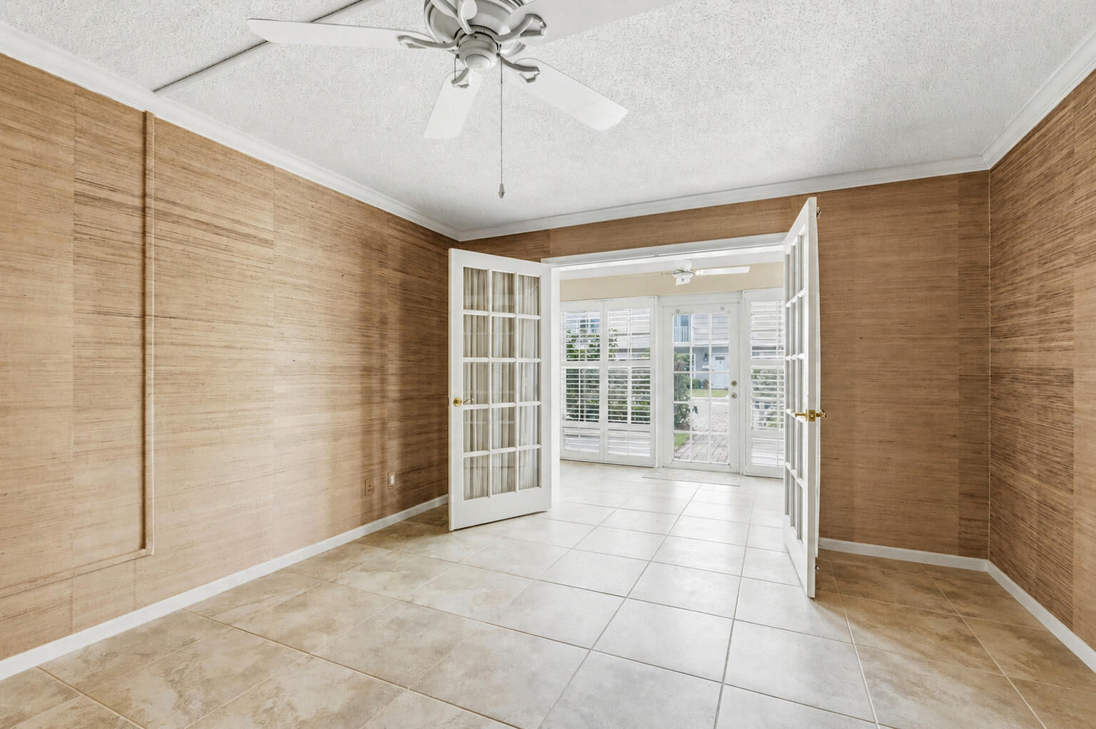 2741 Ocean Drive 31d Property Photo 18