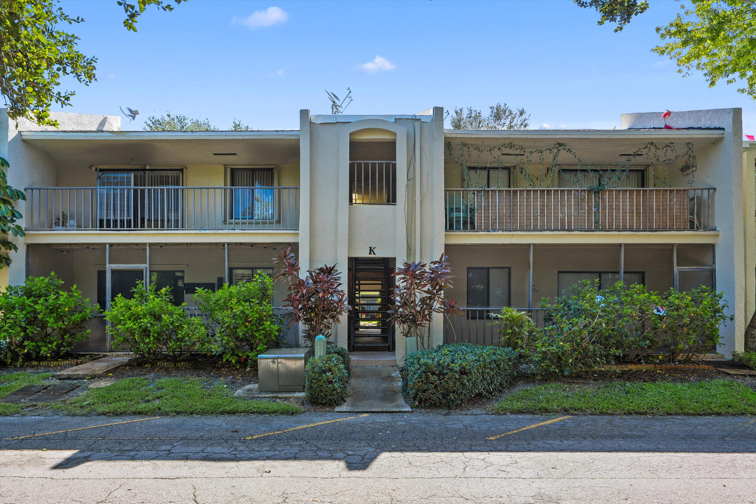 150 Pineview Road K3 Property Photo 1