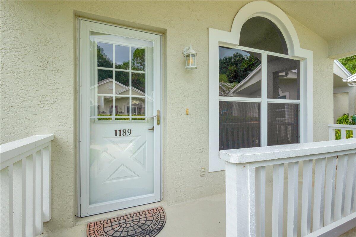1189 Nw Lombardy Drive Property Photo 6