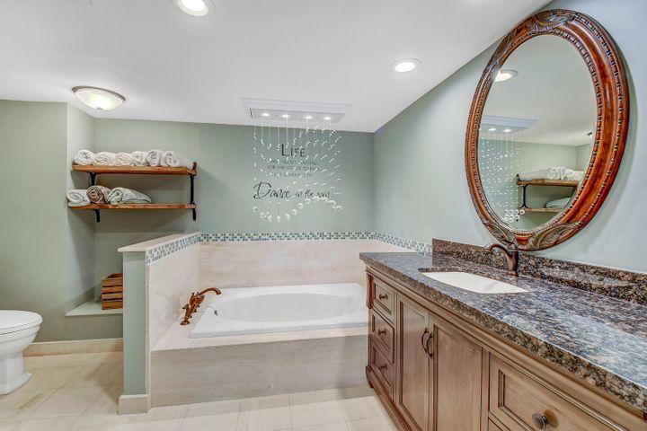 4201 N Ocean Boulevard C 1608 Property Photo 16