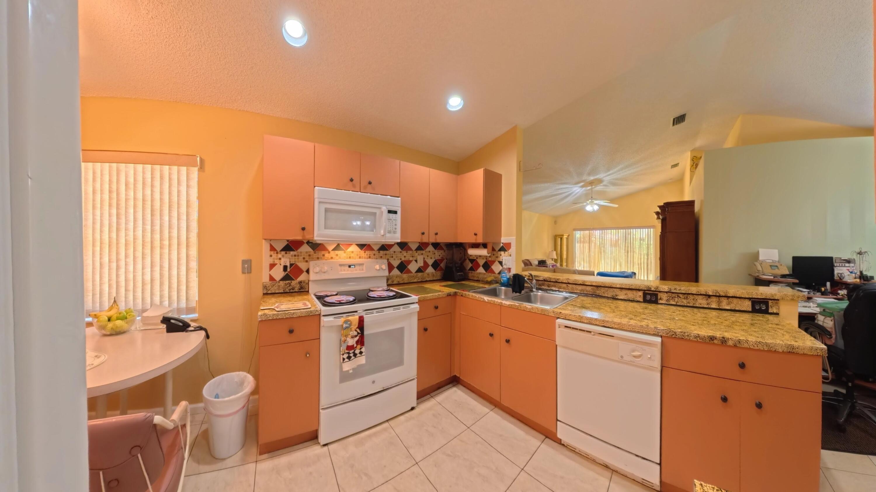 3576 Stratton Lane Property Photo 14
