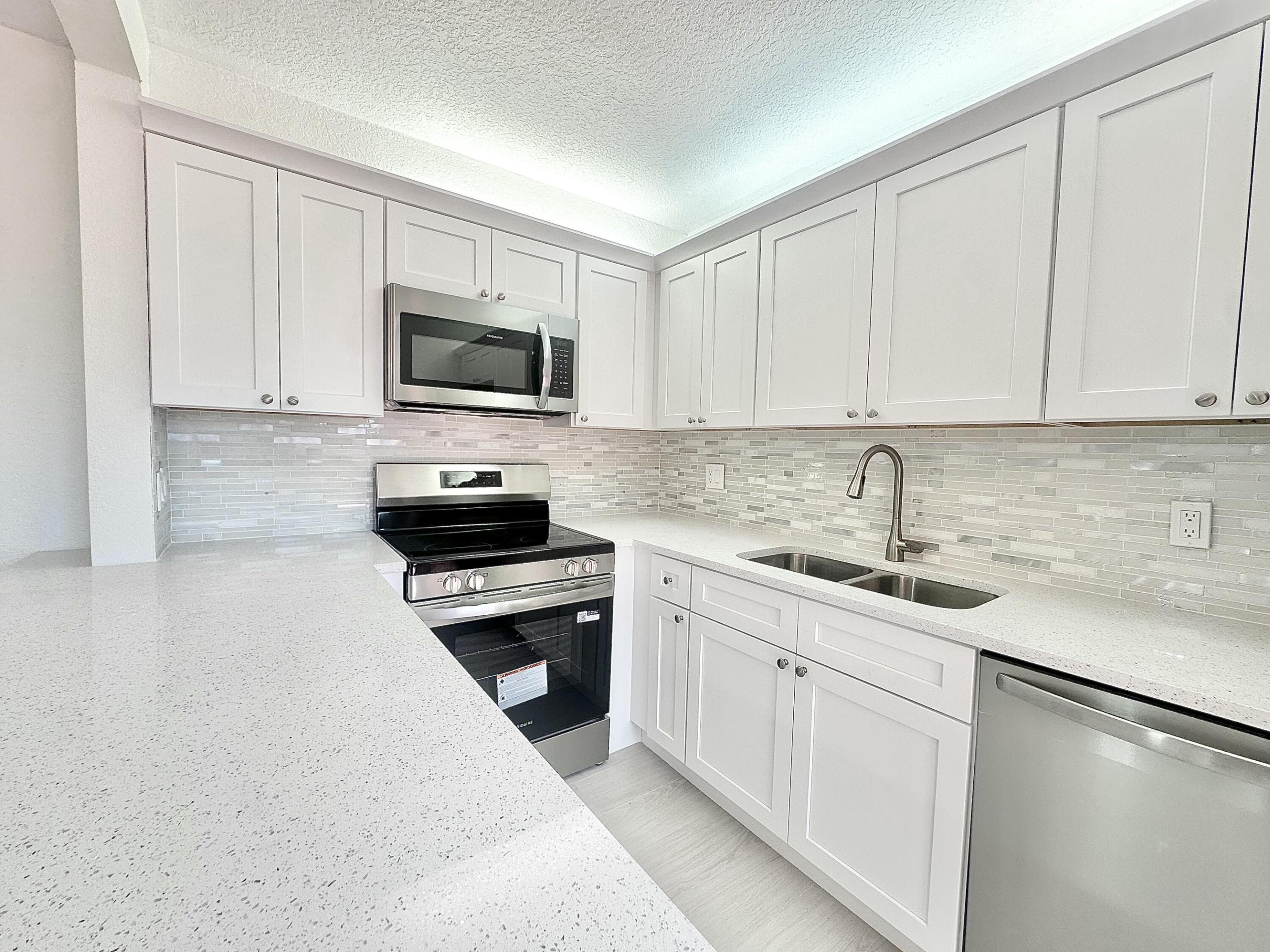 255 Lake Arbor Drive Property Photo 7