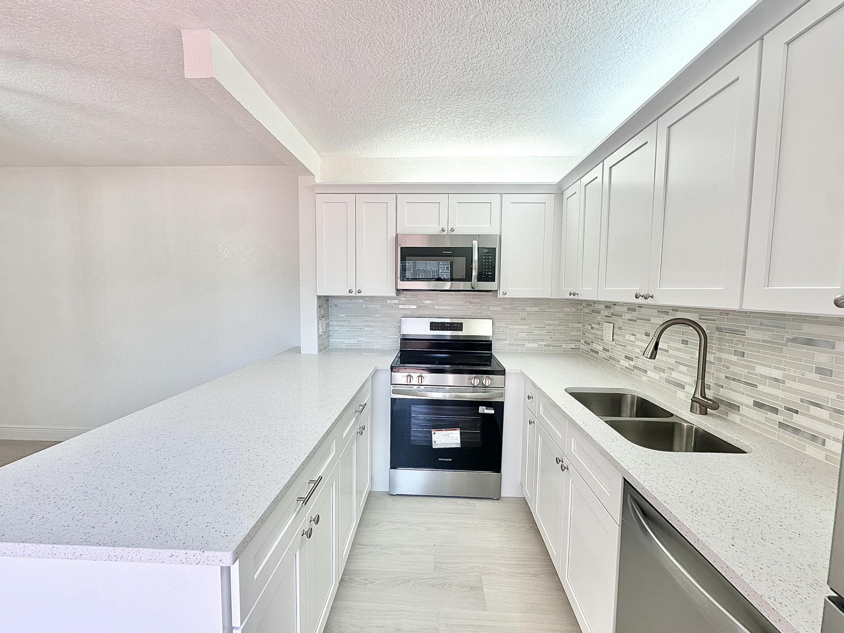 255 Lake Arbor Drive Property Photo 8