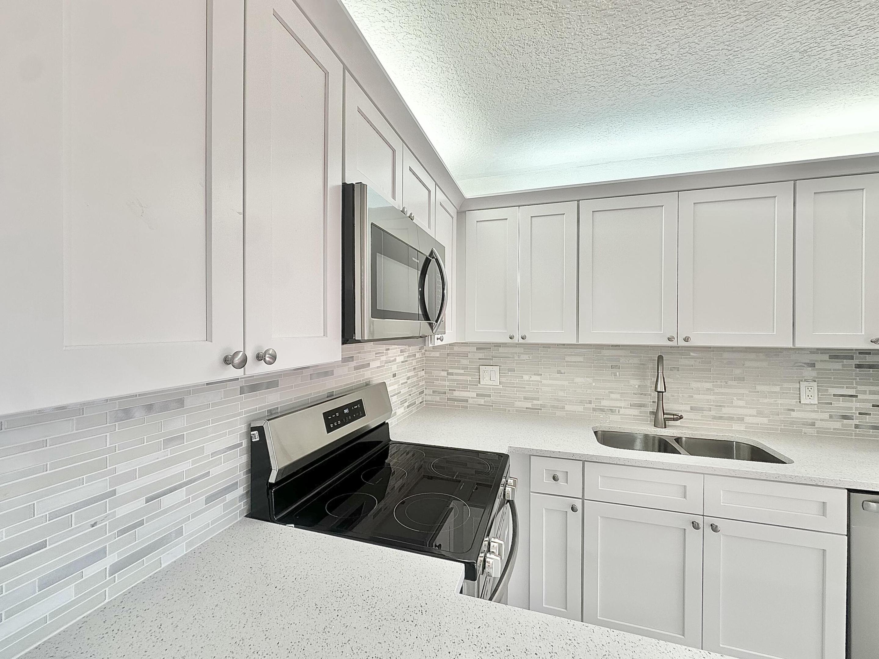 255 Lake Arbor Drive Property Photo 9