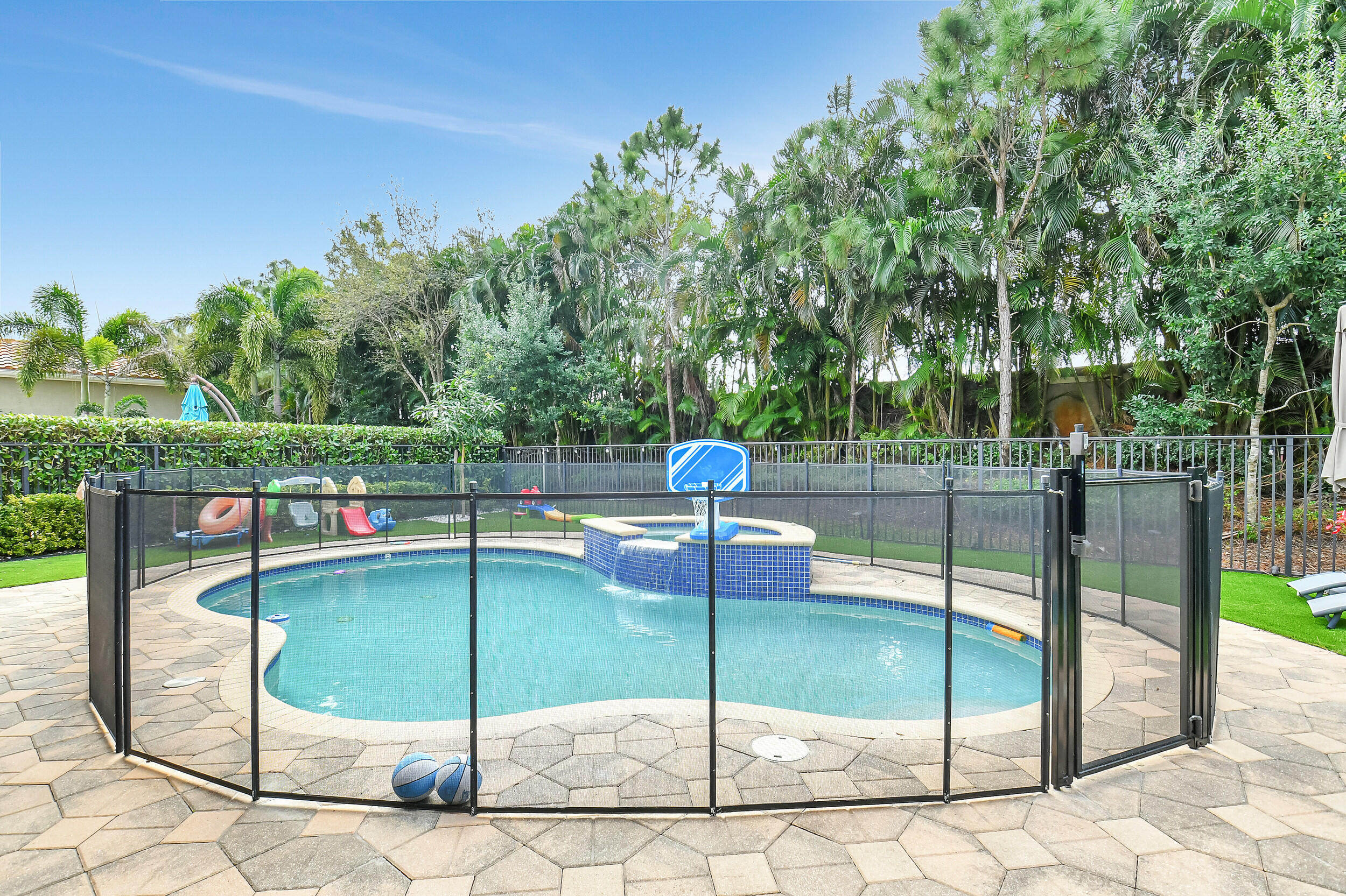 16879 Bridge Crossing Circle Property Photo 46