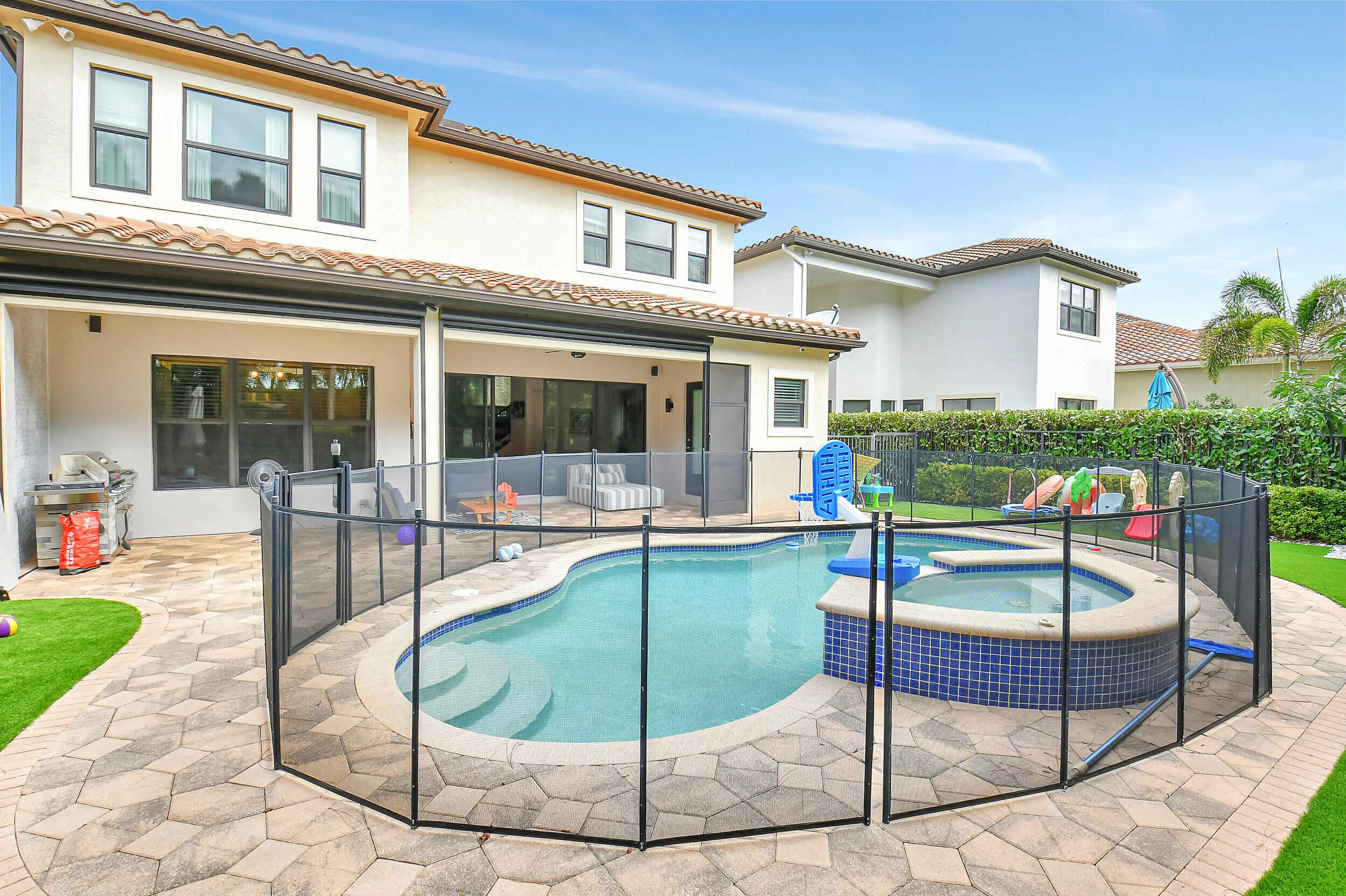 16879 Bridge Crossing Circle Property Photo 48