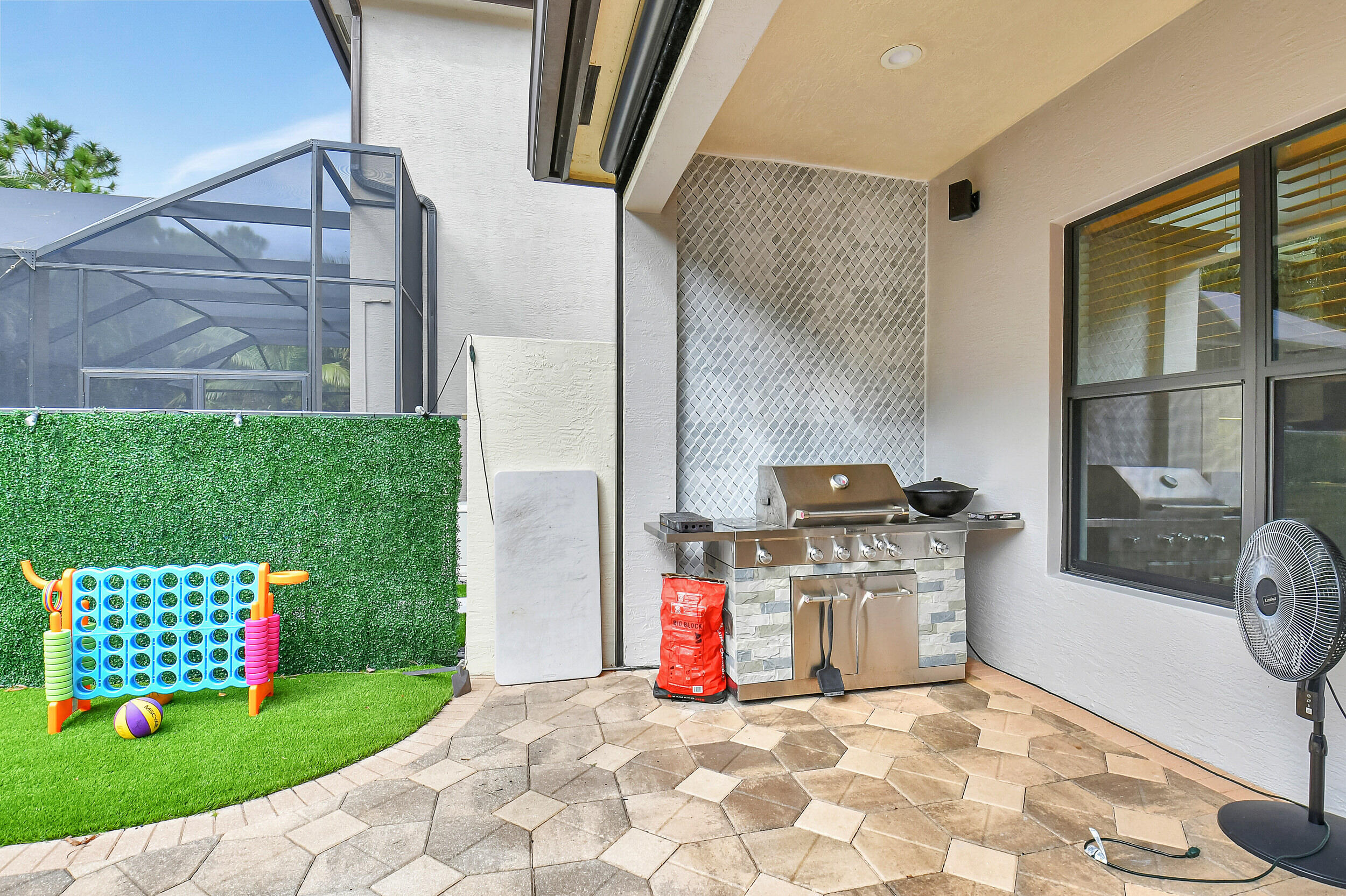 16879 Bridge Crossing Circle Property Photo 51