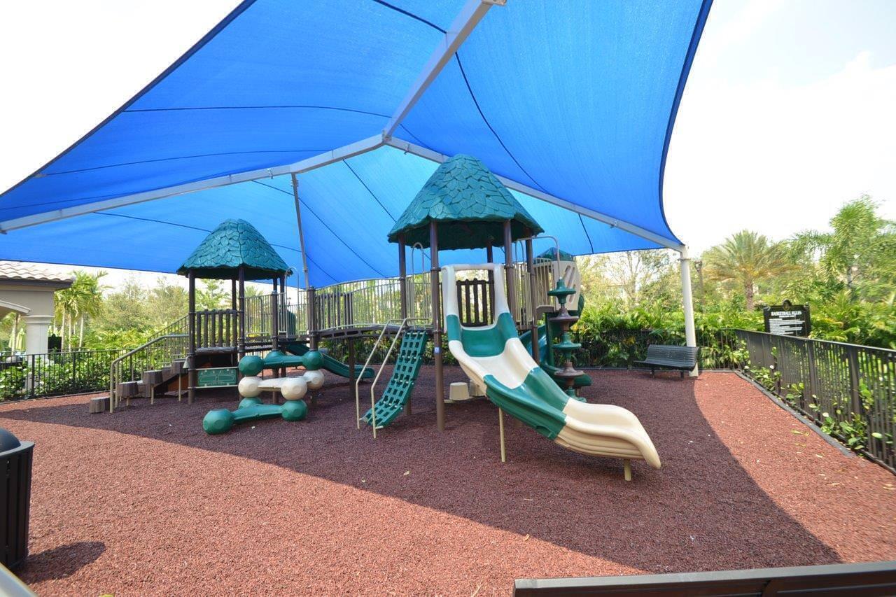 16879 Bridge Crossing Circle Property Photo 61