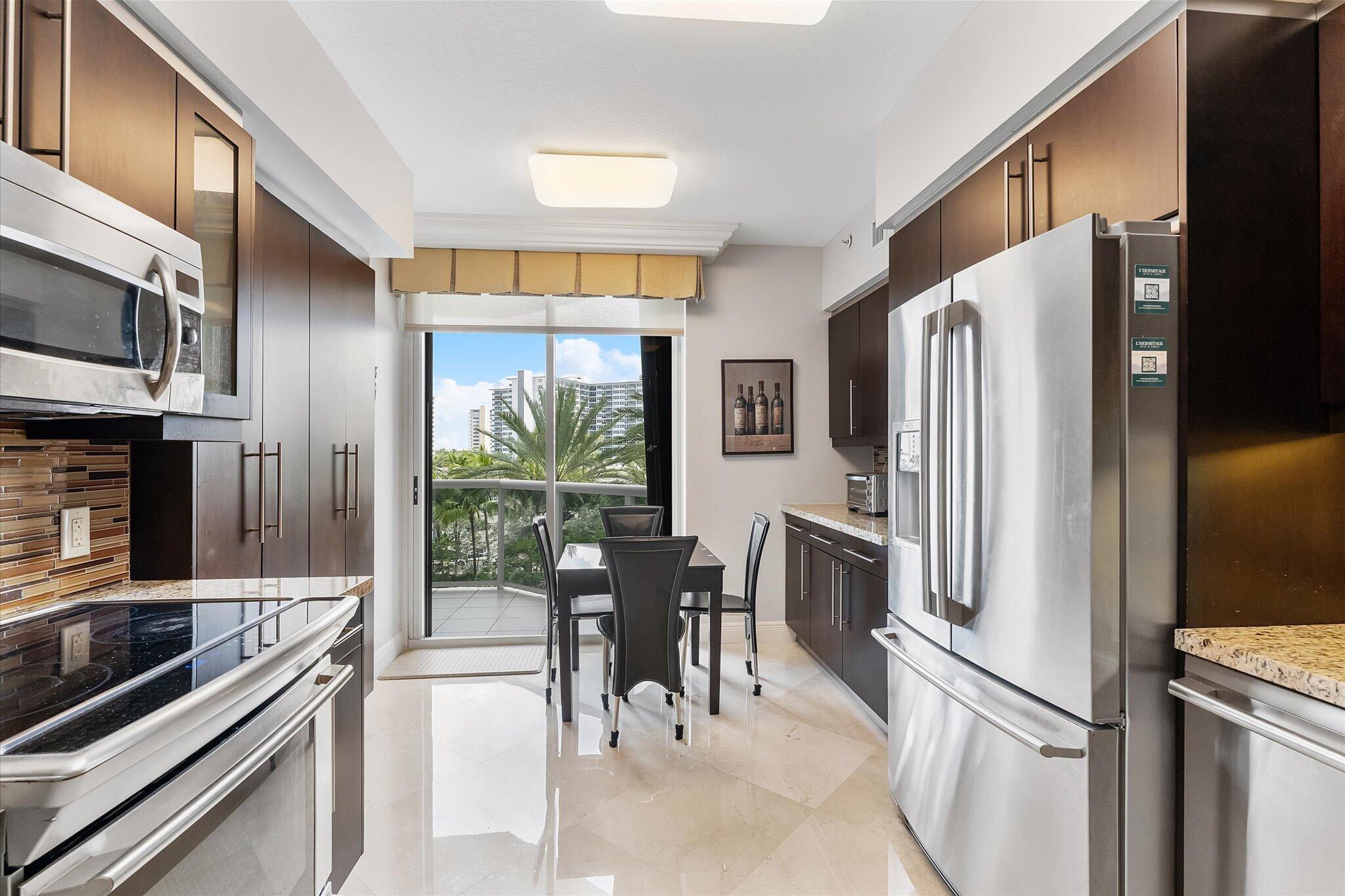 3100 N Ocean Boulevard 407 Property Photo 15