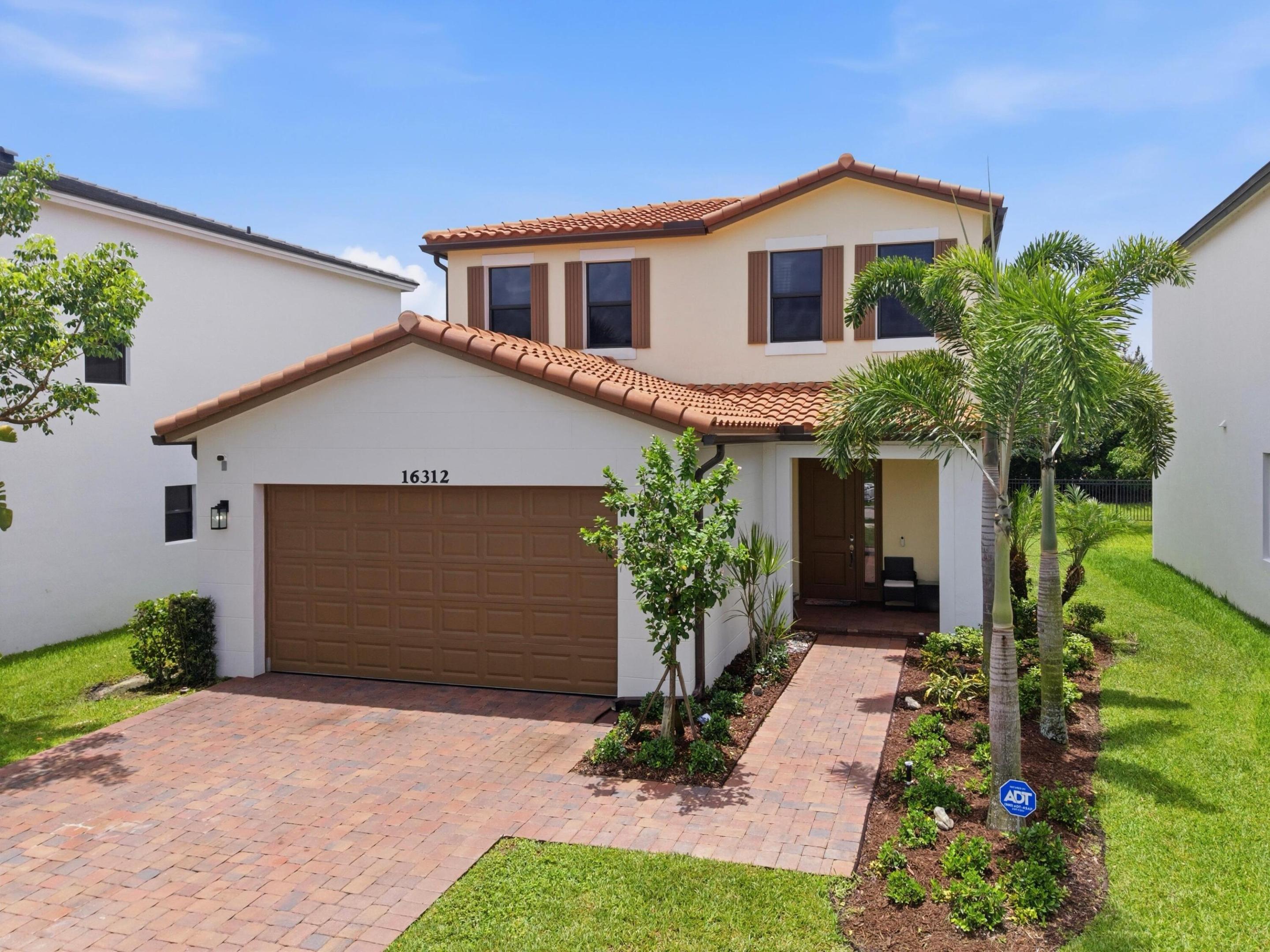 16312 Sandy Shore Drive Property Photo 1