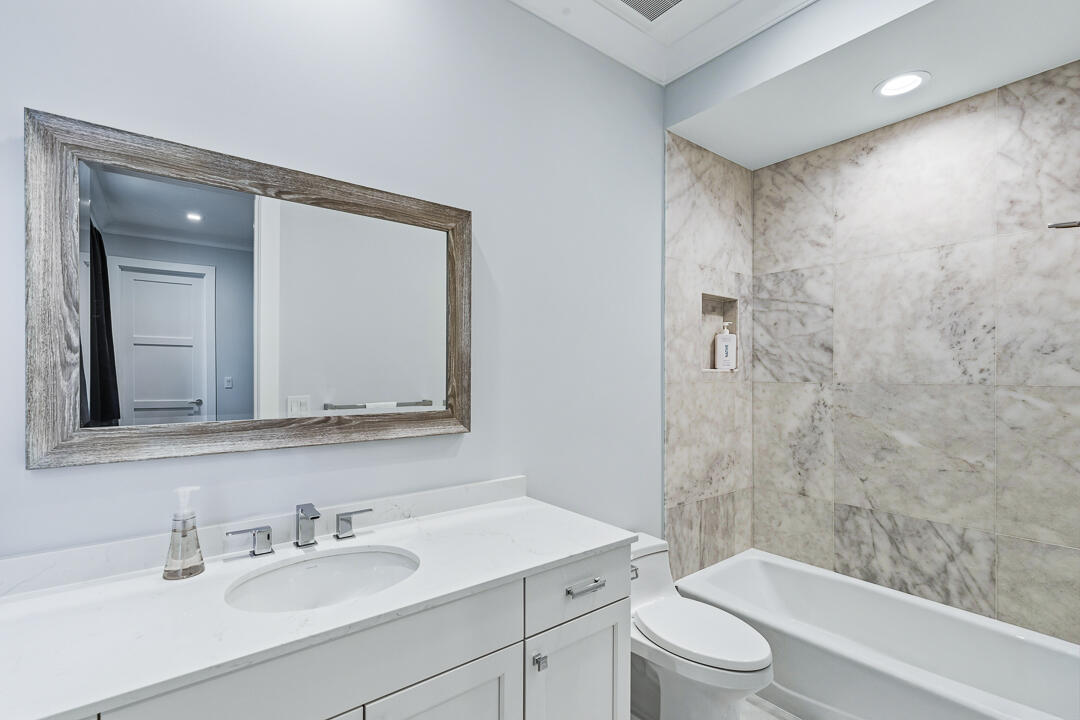 4800 Watersong Way Property Photo 28