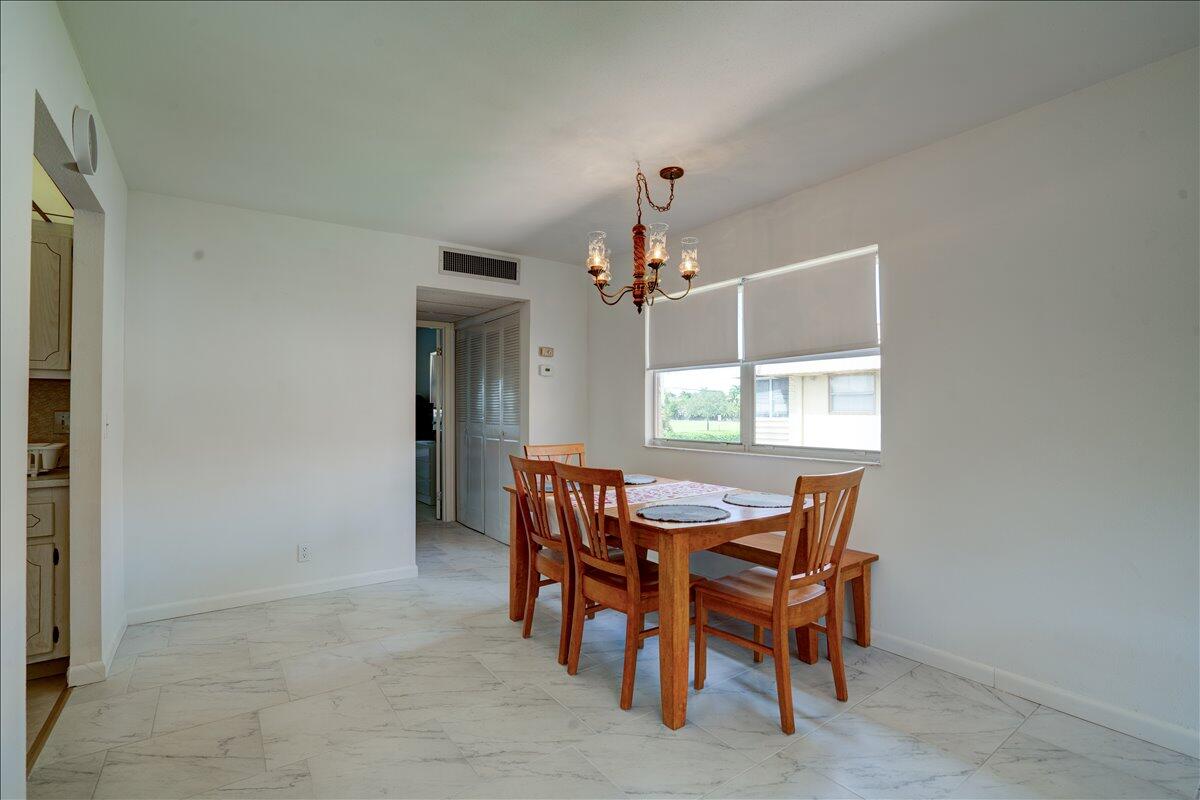 222 Saxony E 222 Property Photo 6
