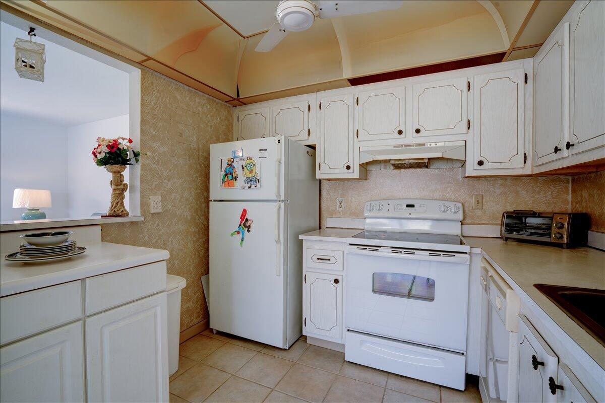 222 Saxony E 222 Property Photo 9