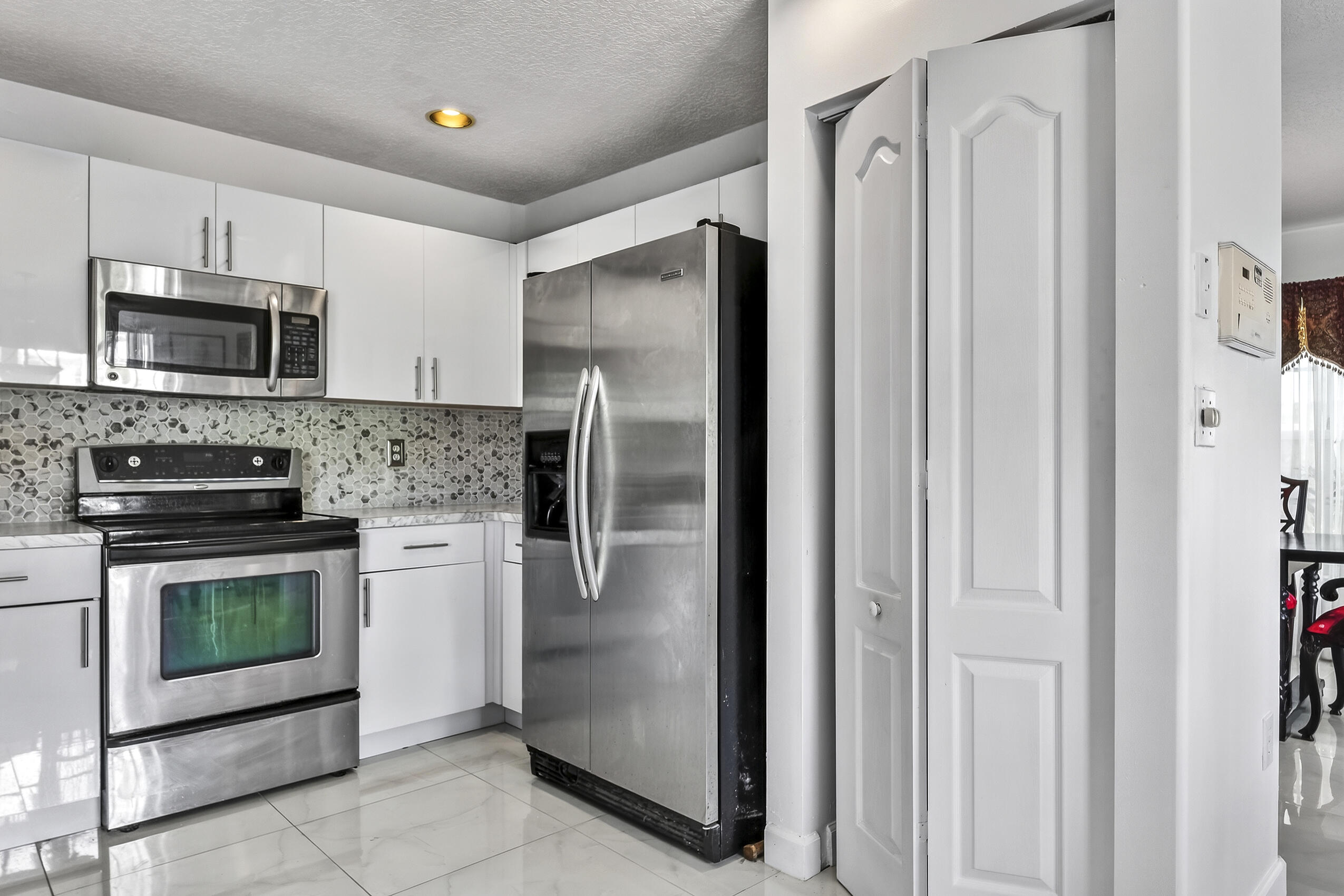 10334 Sw 164th Place Property Photo 11