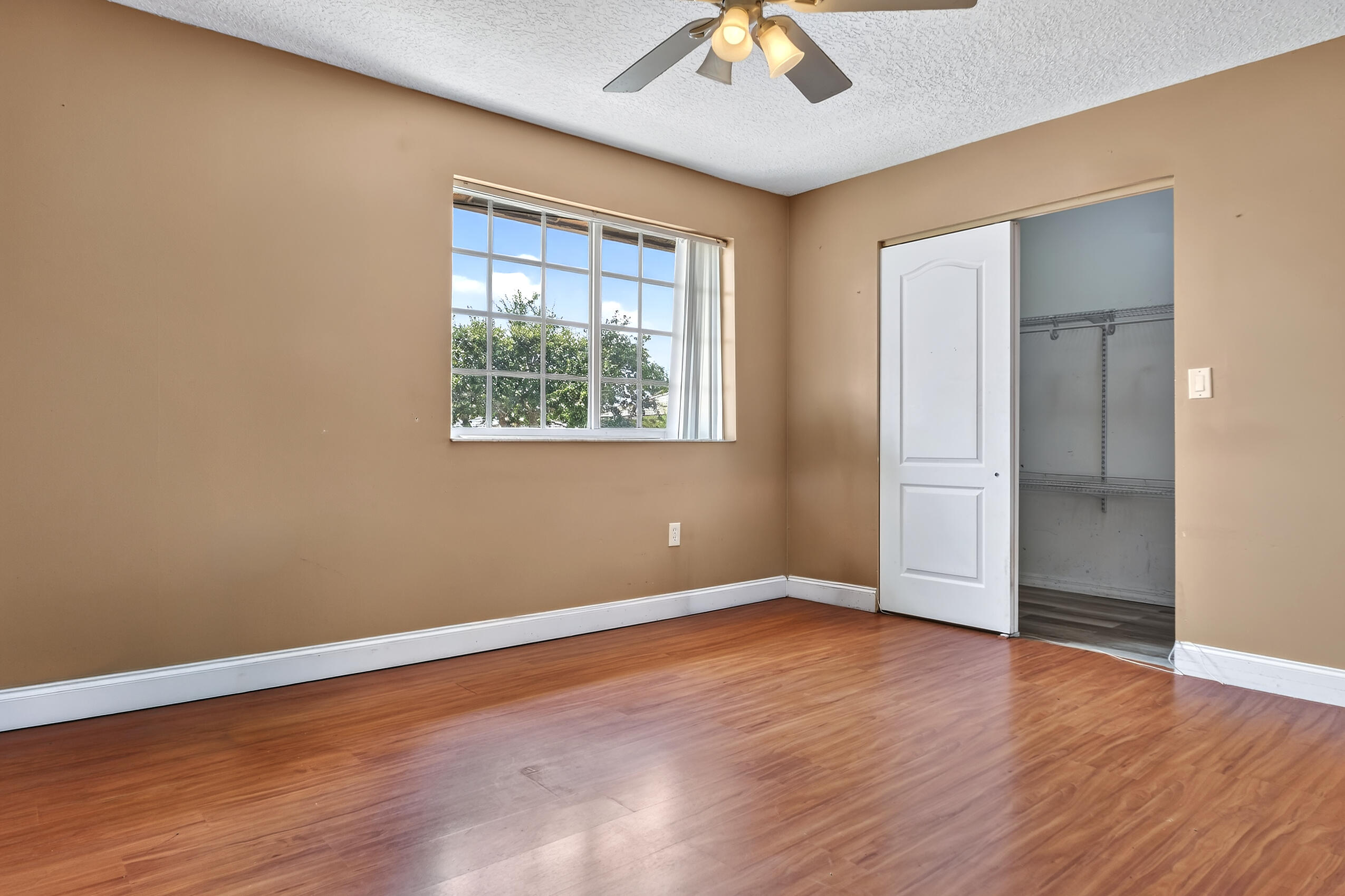10334 Sw 164th Place Property Photo 32