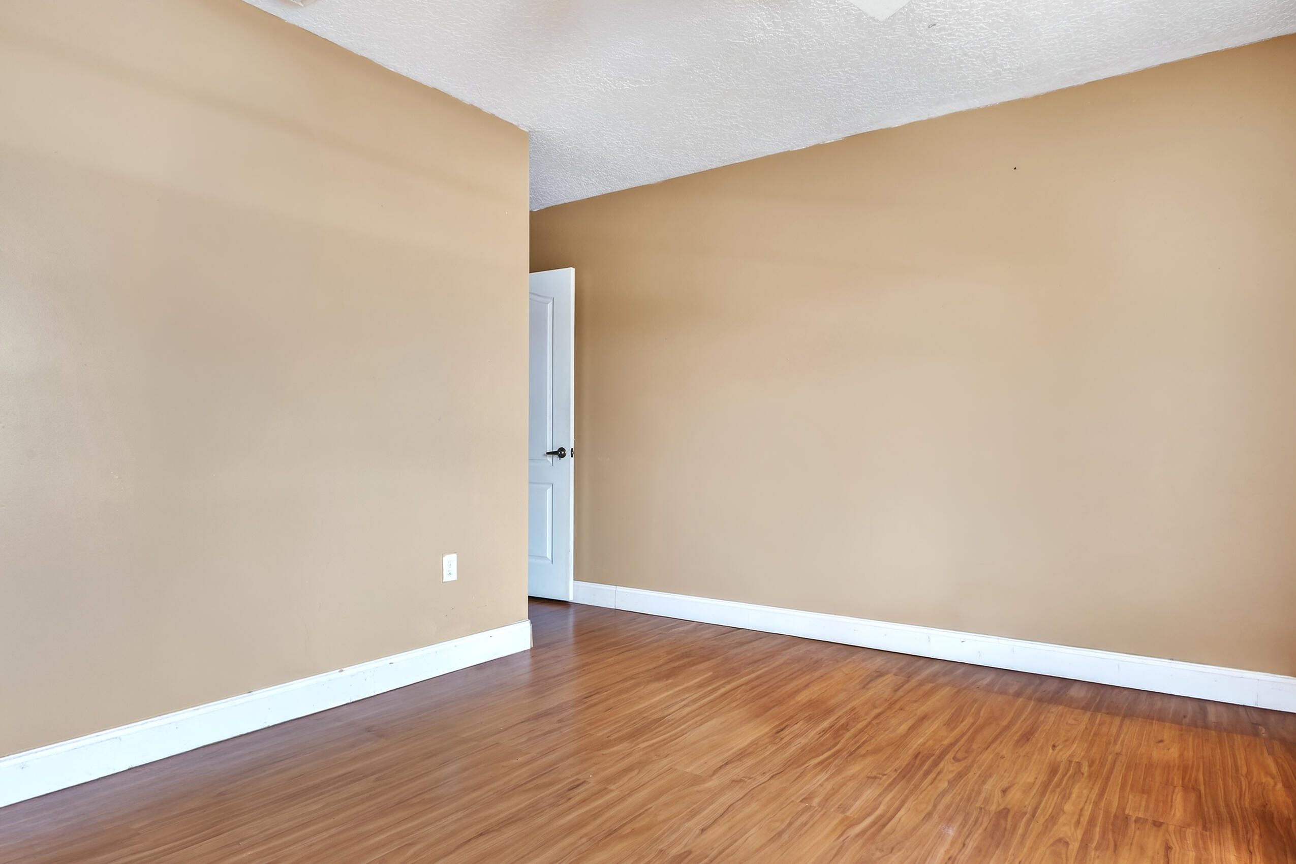 10334 Sw 164th Place Property Photo 33