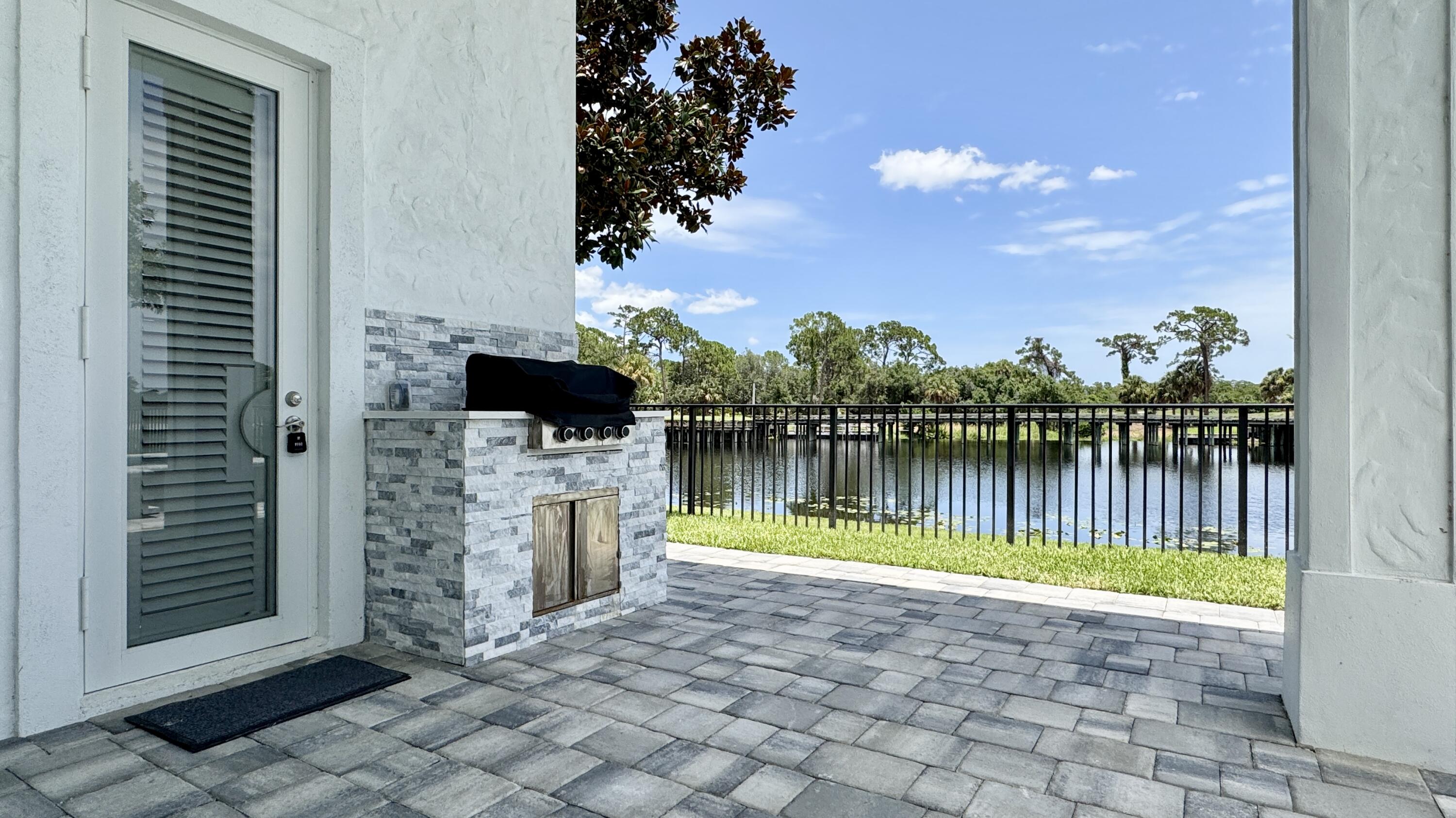 128 Se Rio Angelica Property Photo 41