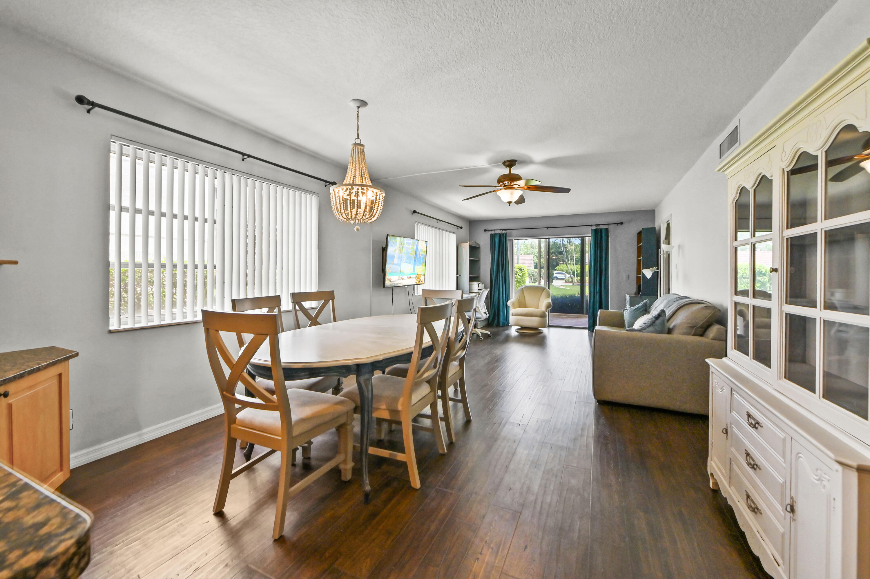 308 Golfview Road 101 Property Photo 12