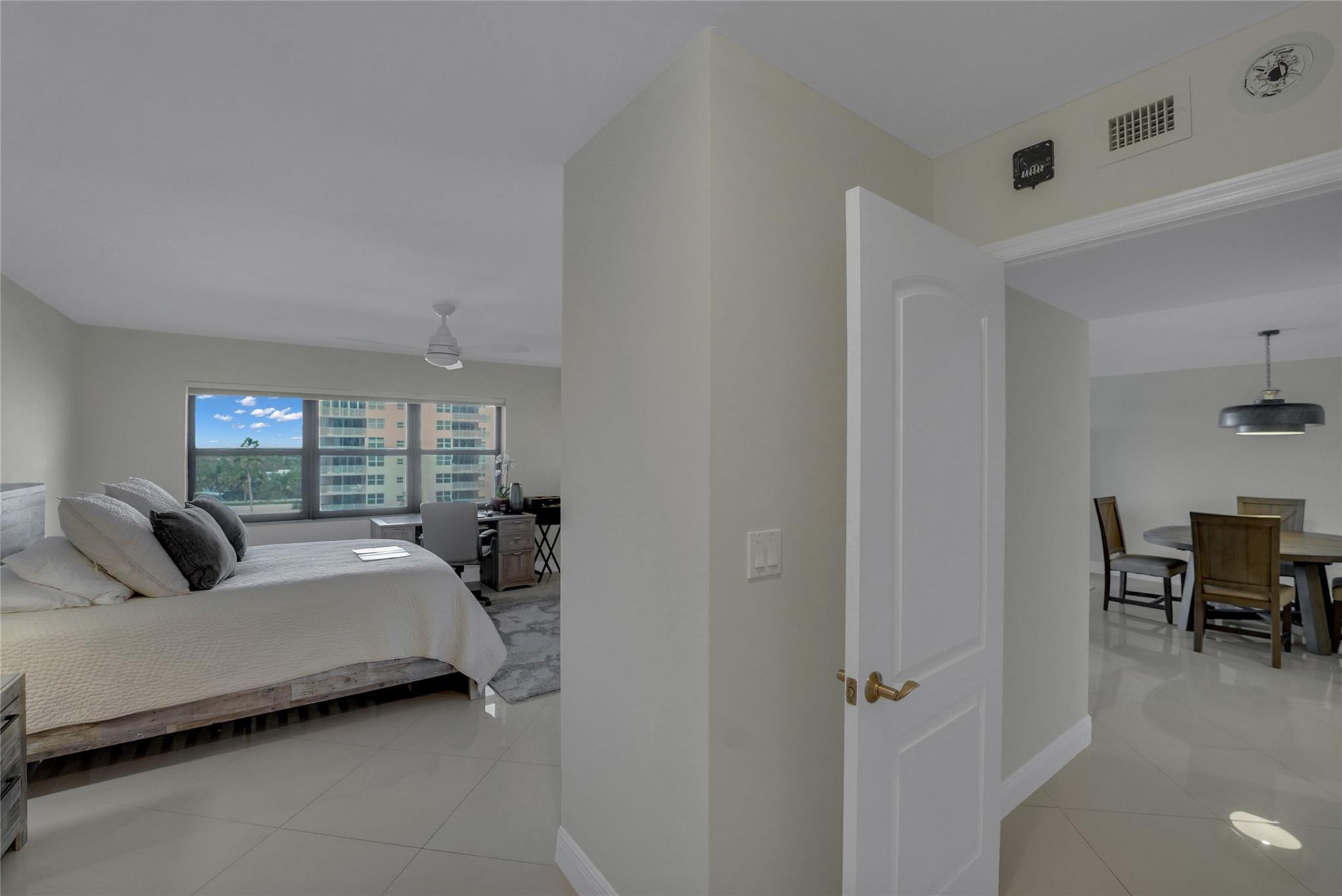 5100 N Ocean Boulevard 602 Property Photo 13