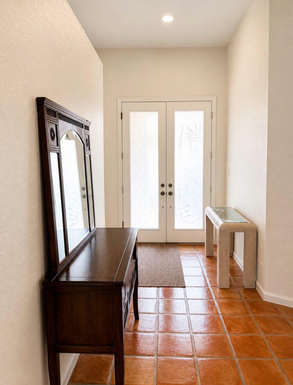2409 Nw 66th Drive Property Photo 3