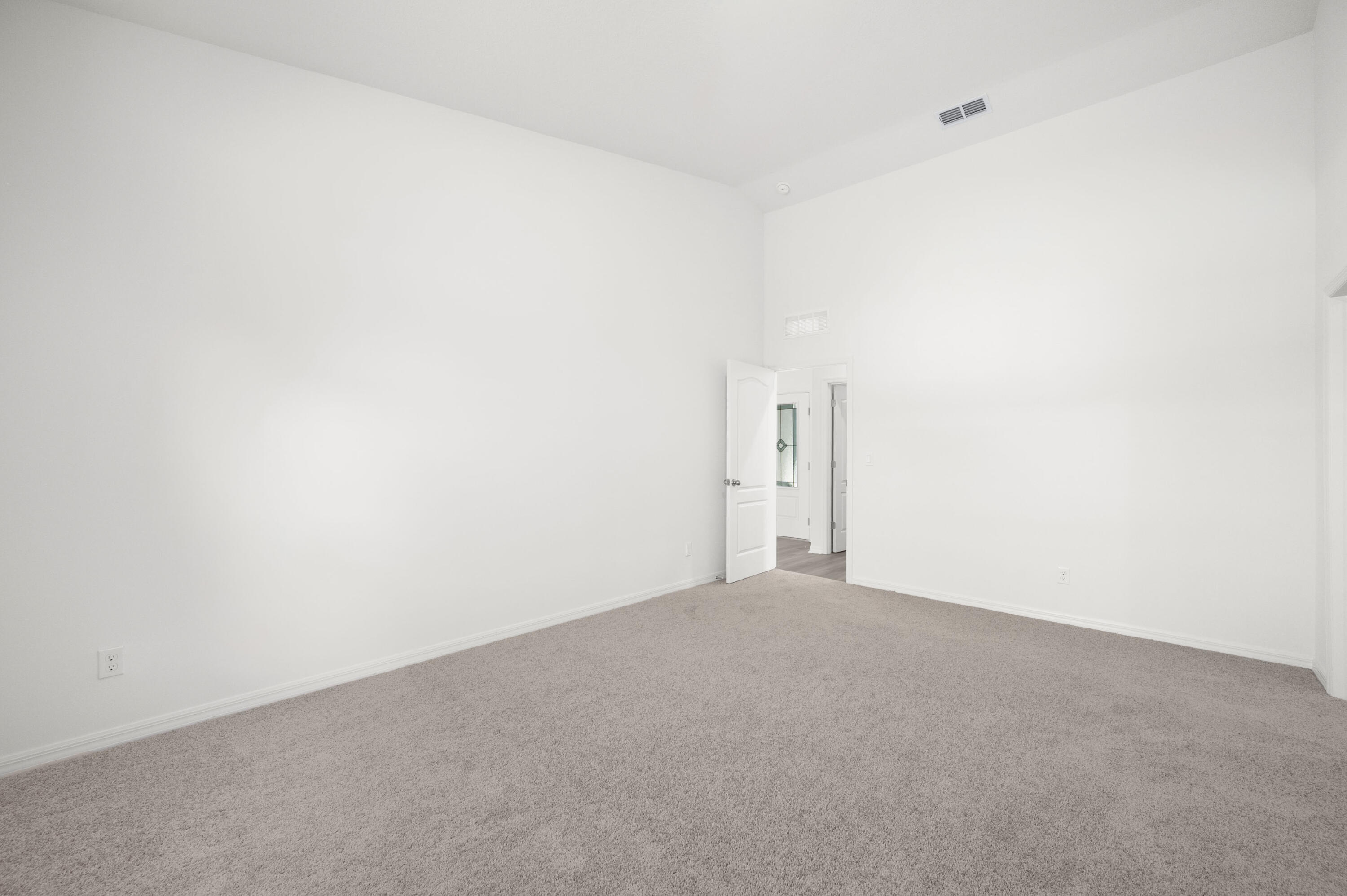 7725 95th Avenue Property Photo 8