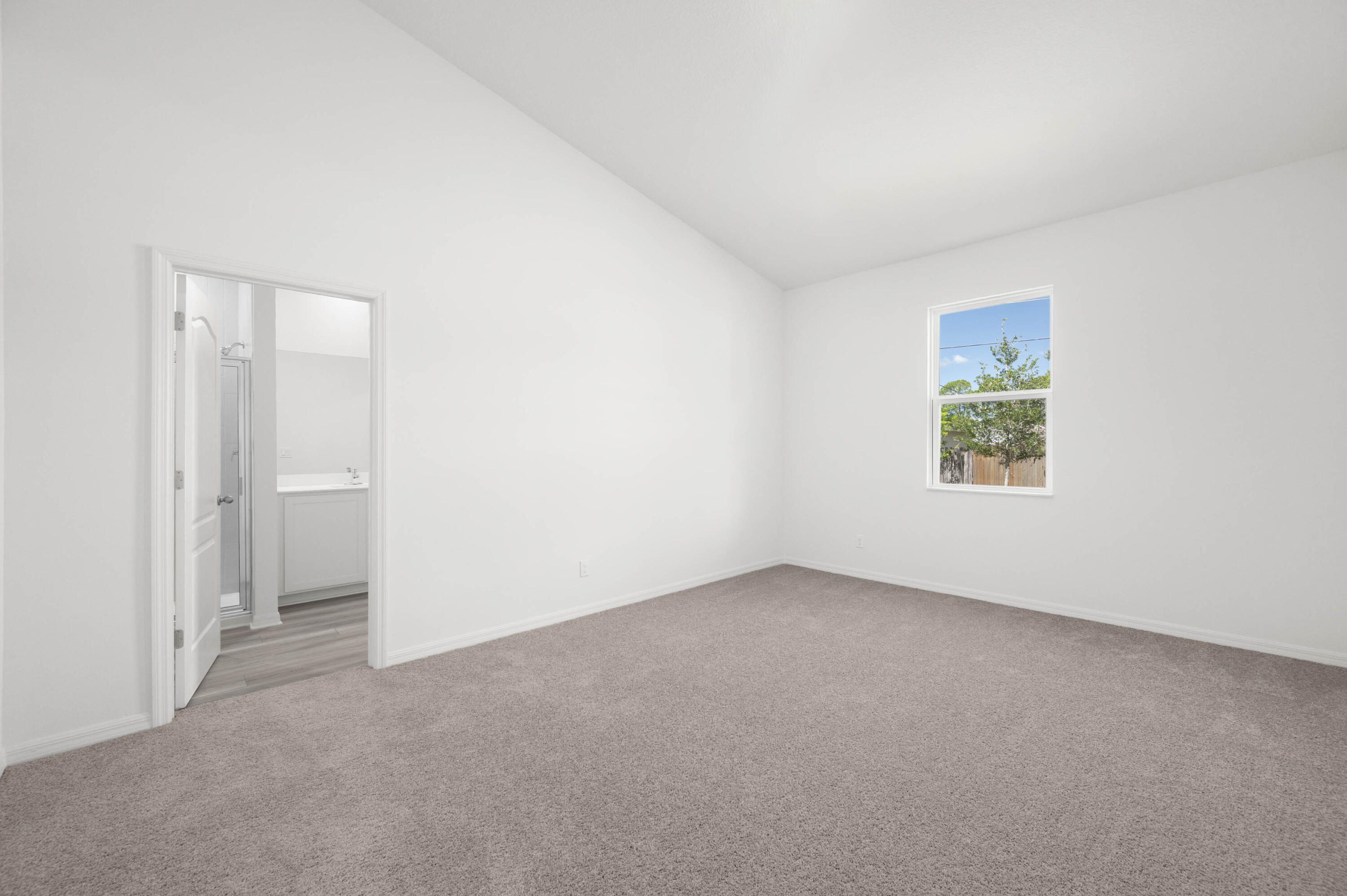 7725 95th Avenue Property Photo 9