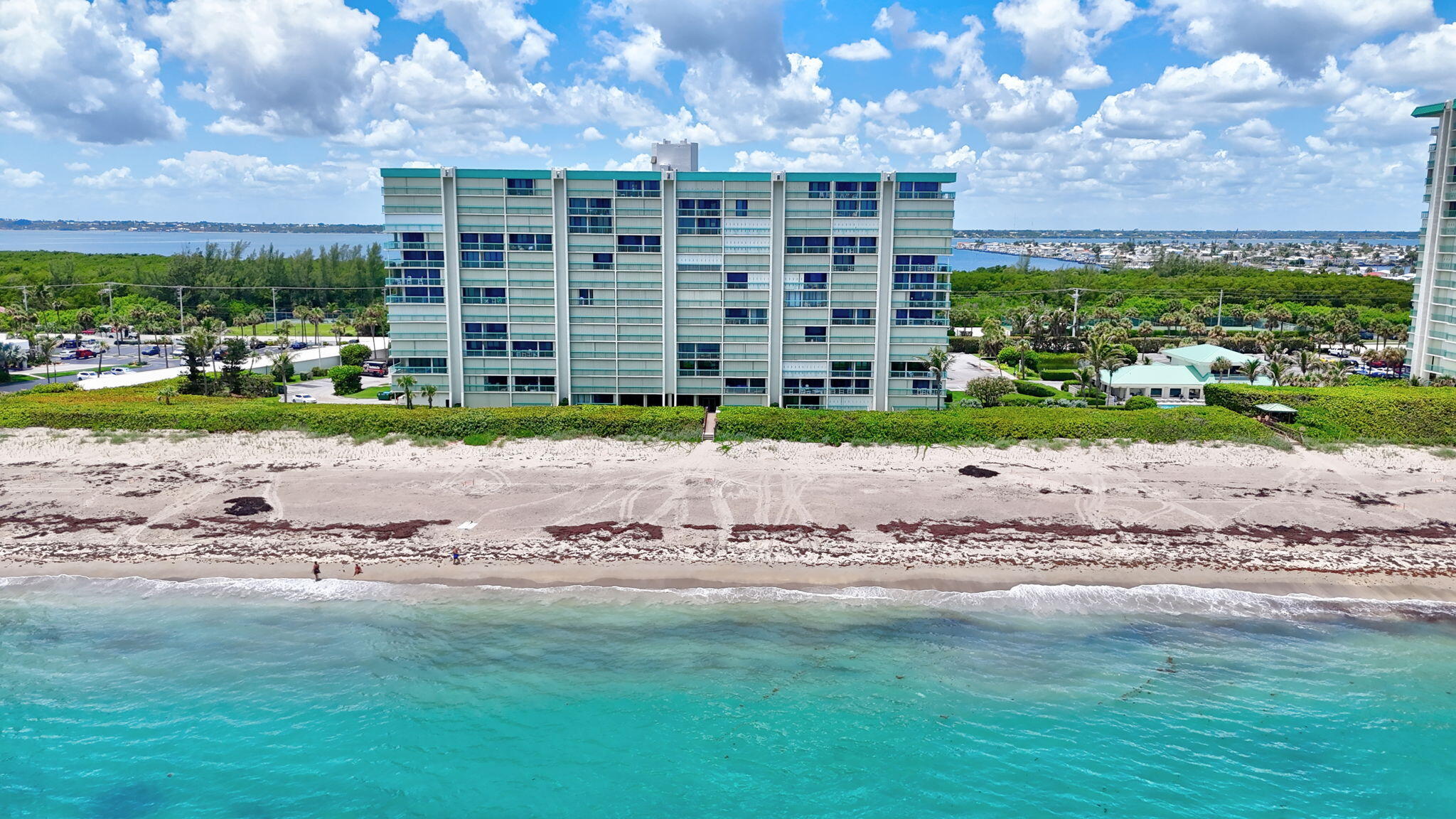 9940 S Ocean Drive 607 Property Photo 33