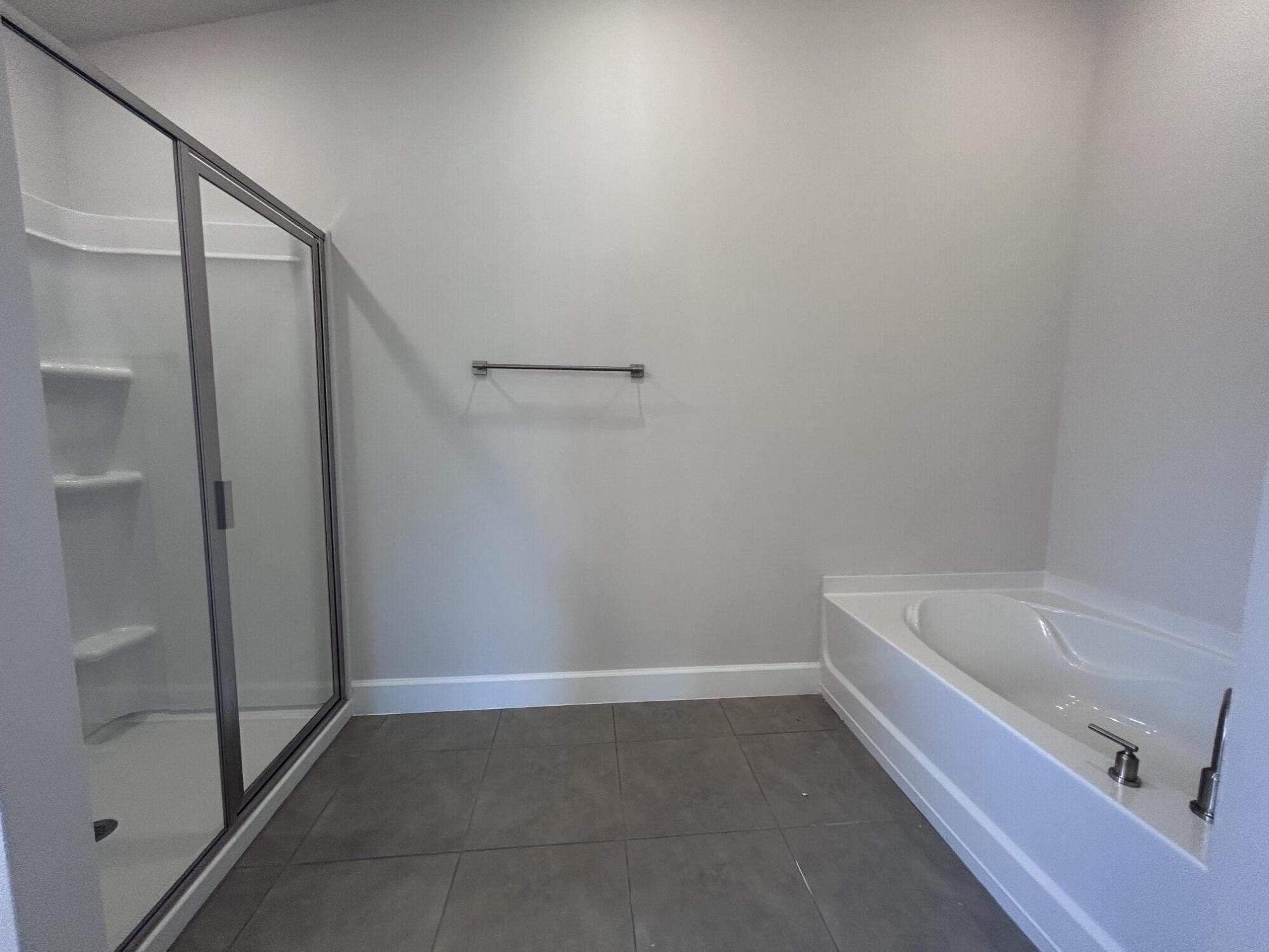 5747 Waterstone Boulevard Property Photo 10