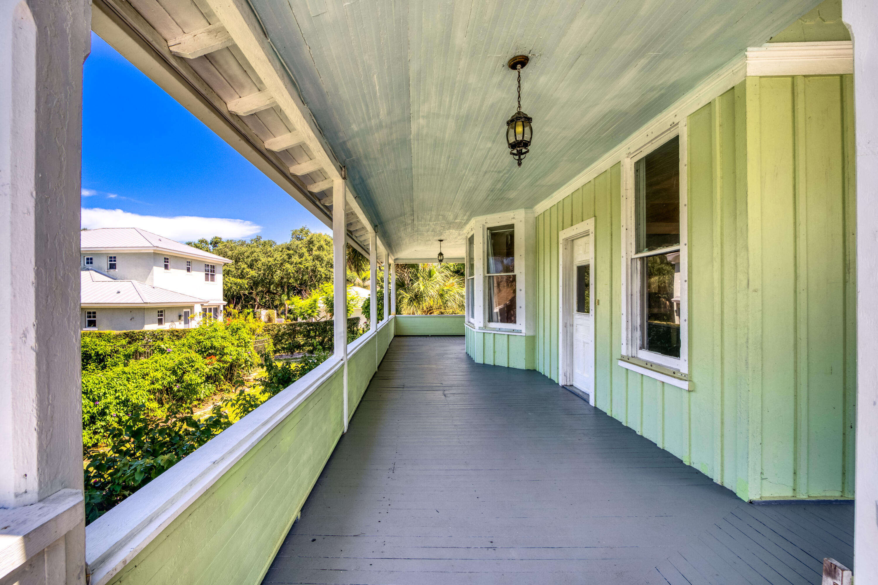 13607 S Indian River Drive Property Photo 14