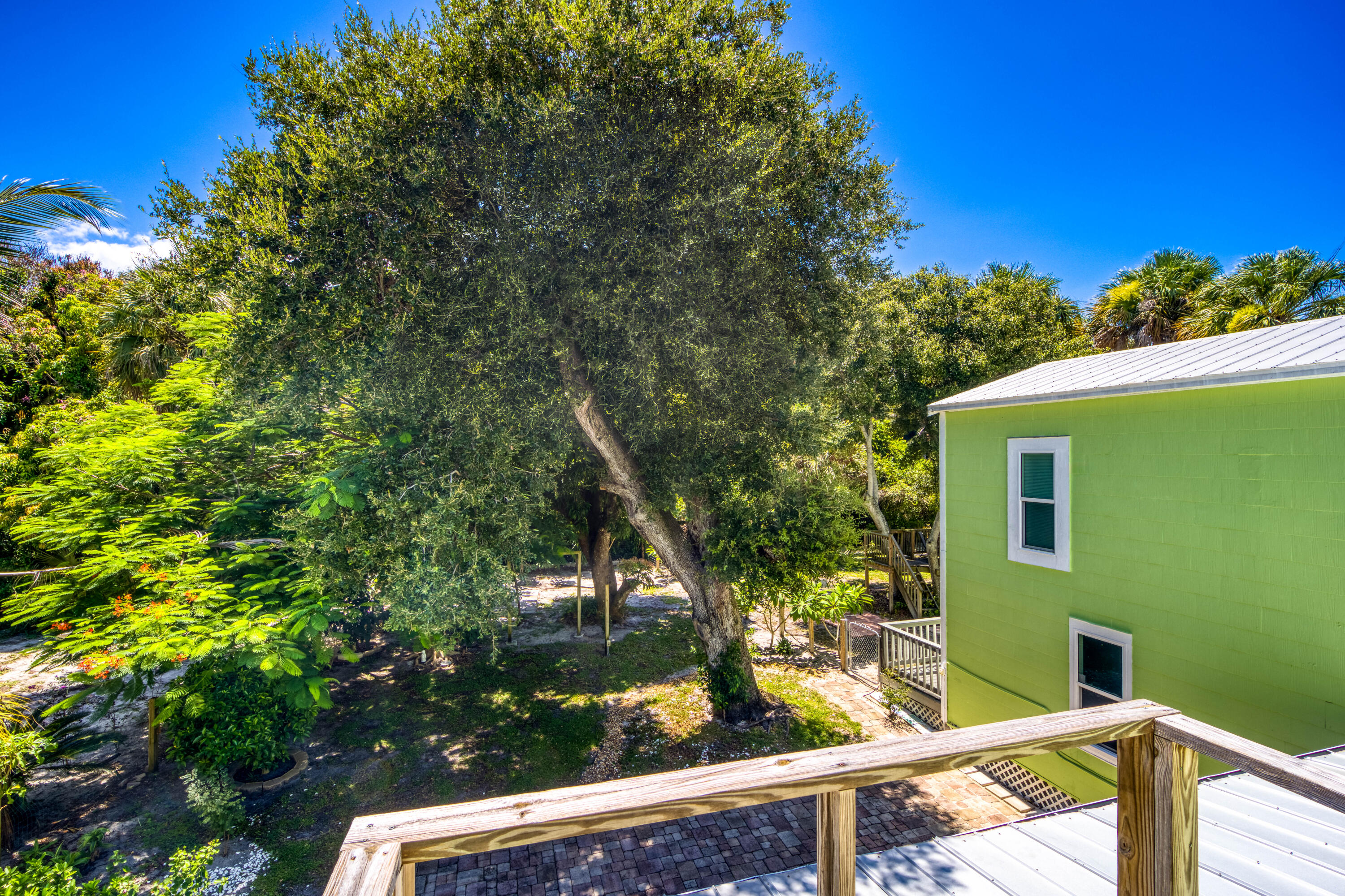 13607 S Indian River Drive Property Photo 25