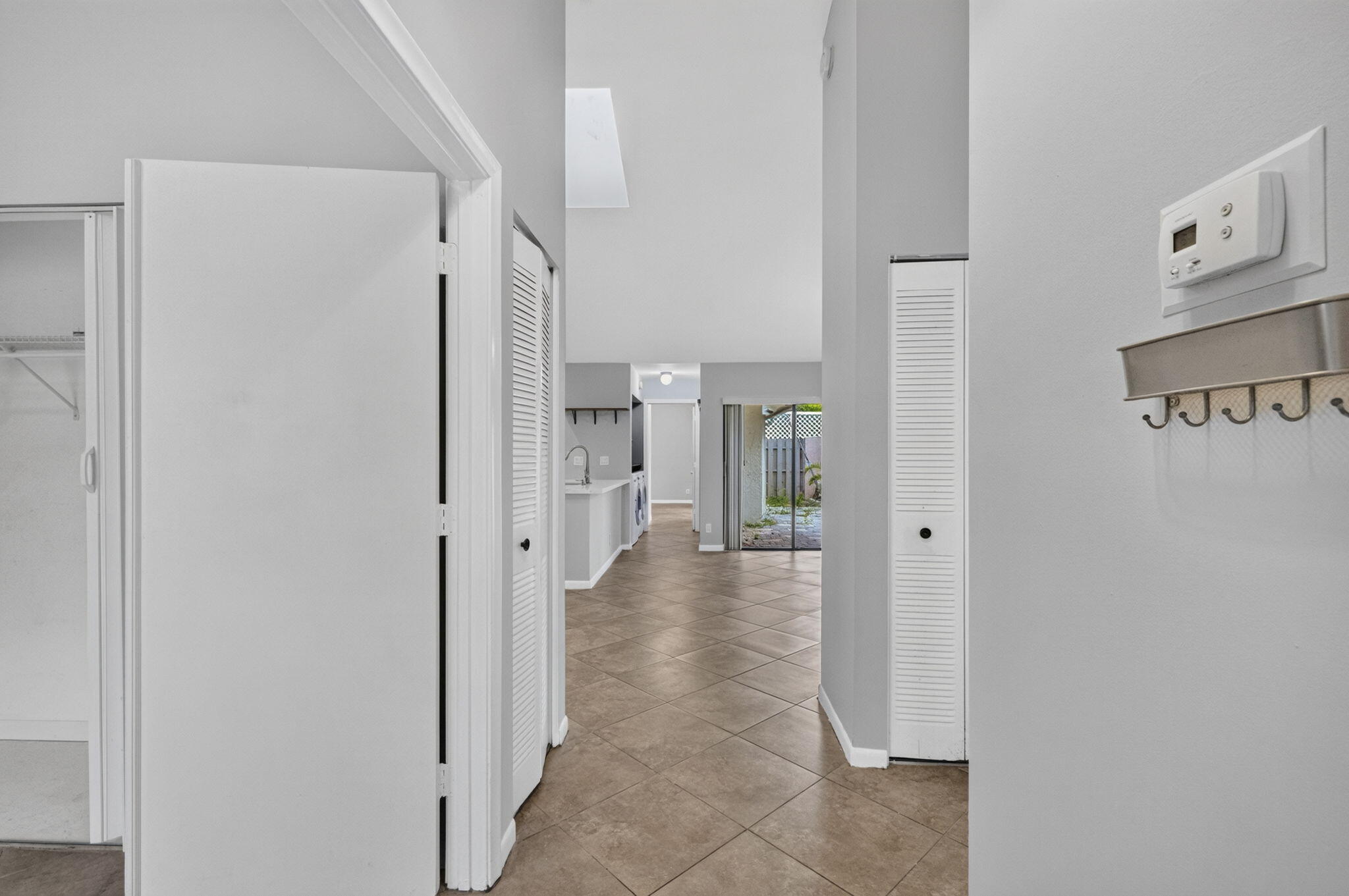 3076 S Oakland Forest Drive 503 Property Photo 12