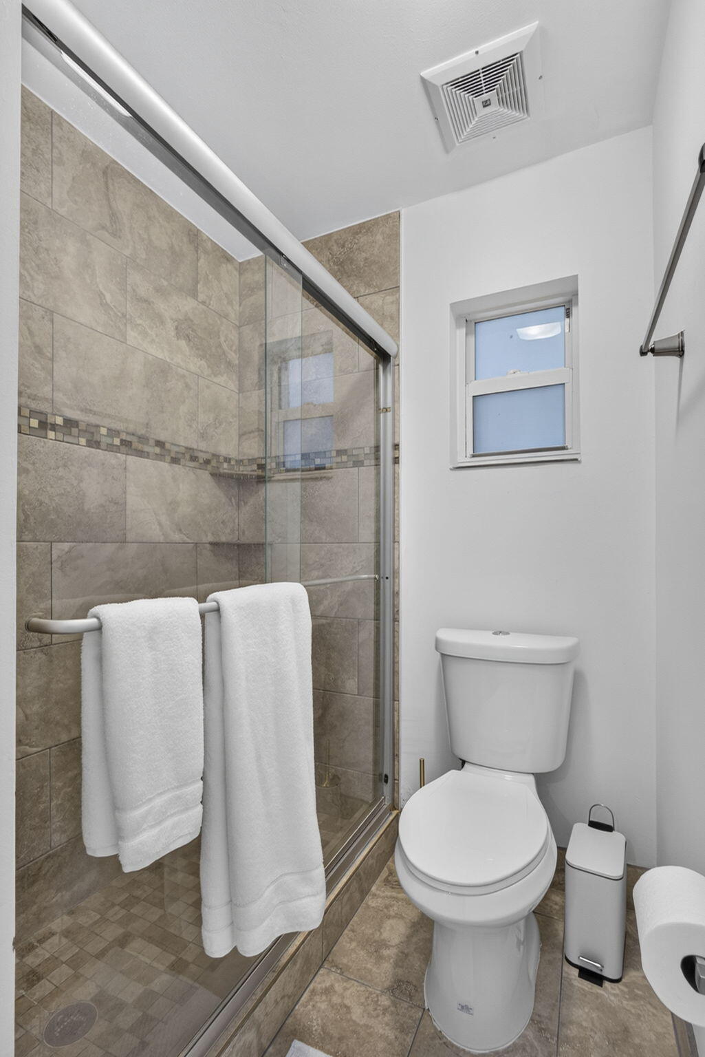 11760 Inverness Circle Property Photo 17