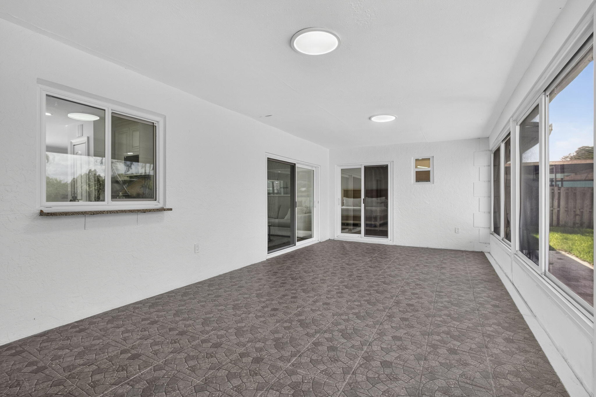 11760 Inverness Circle Property Photo 19