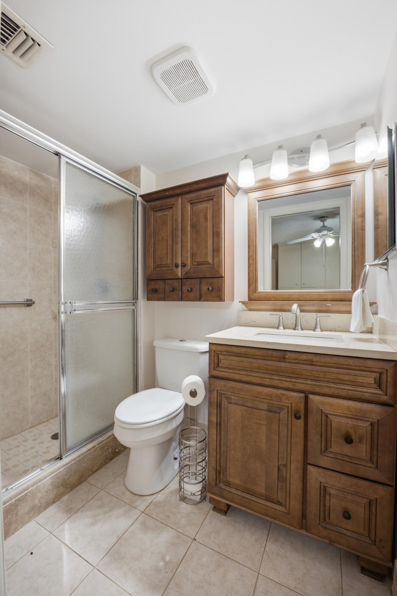 54 Capri B Property Photo 14