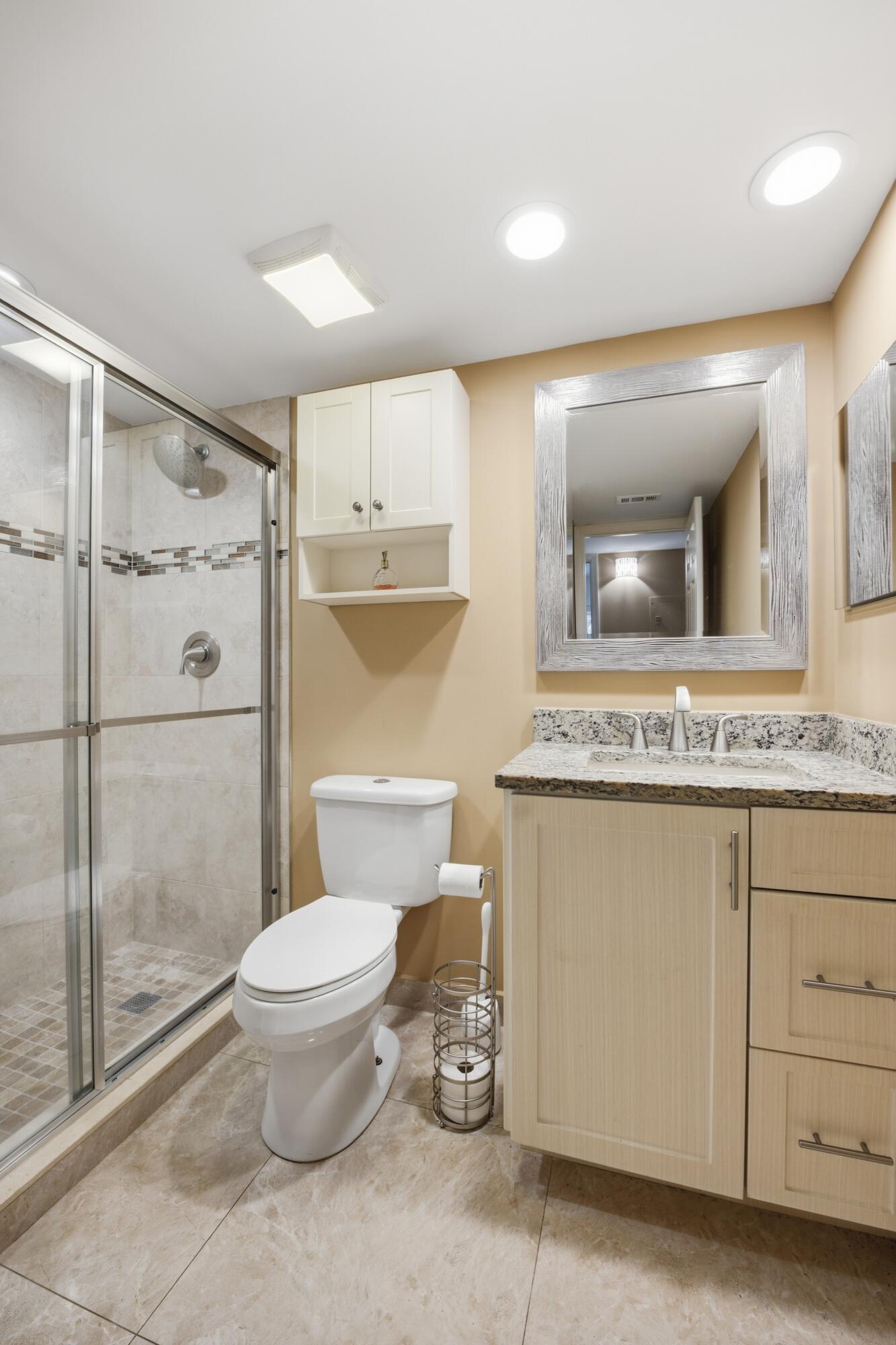 54 Capri B Property Photo 16