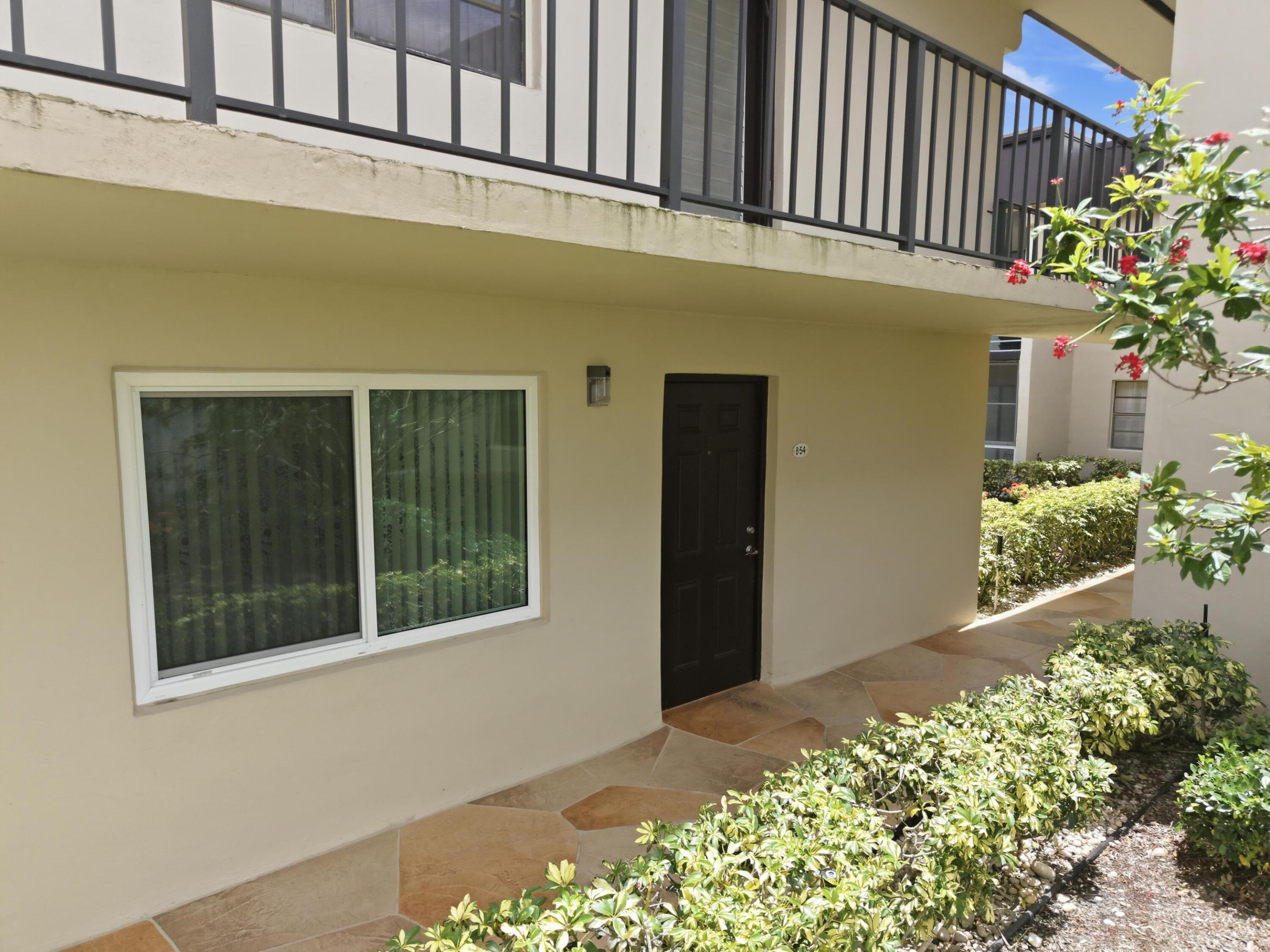 54 Capri B Property Photo 23