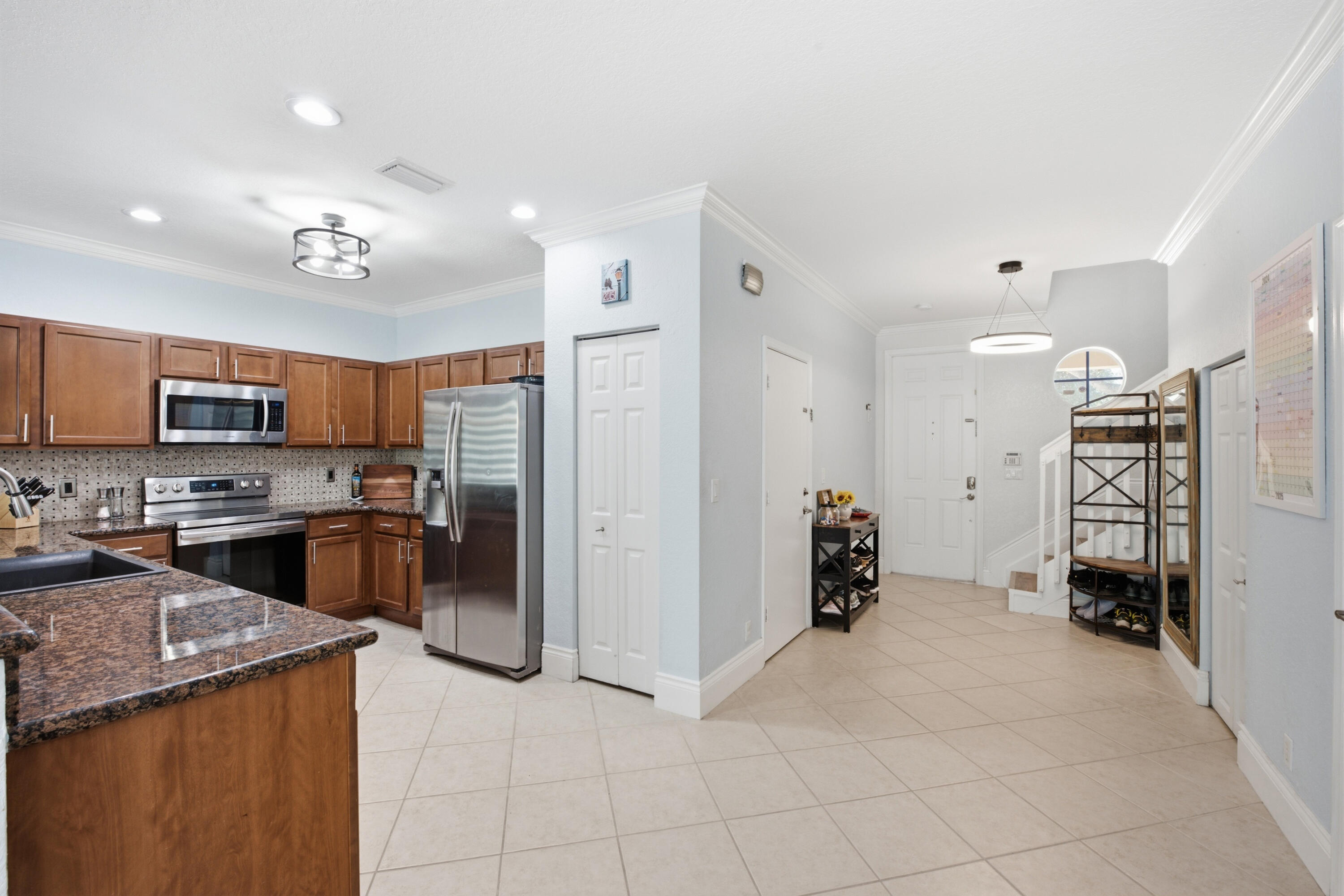 3078 N Evergreen Circle 3078 Property Photo 5