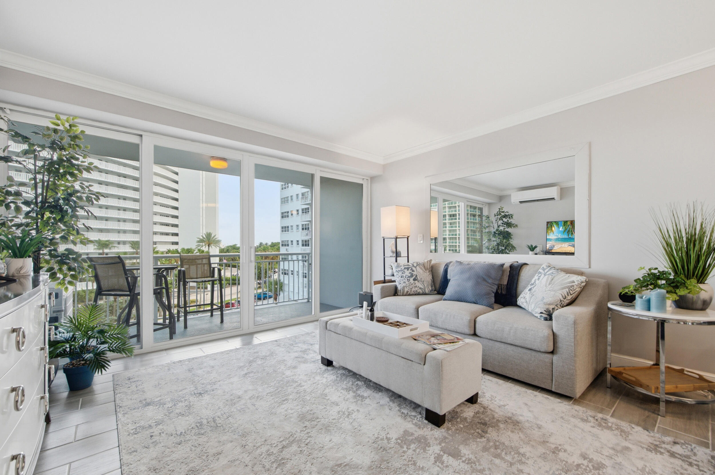 1920 S Ocean Drive 503 Property Photo 4