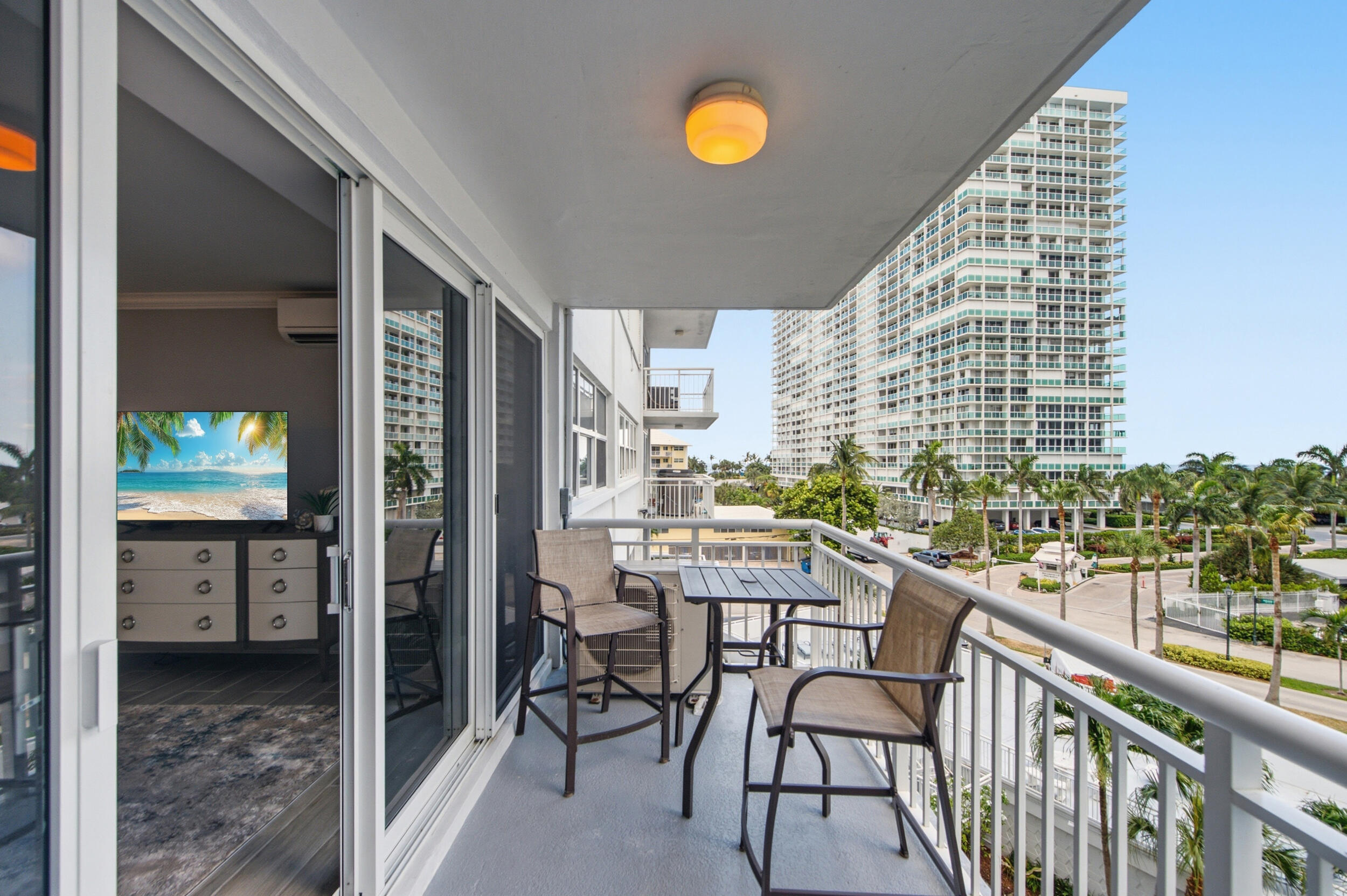 1920 S Ocean Drive 503 Property Photo 13
