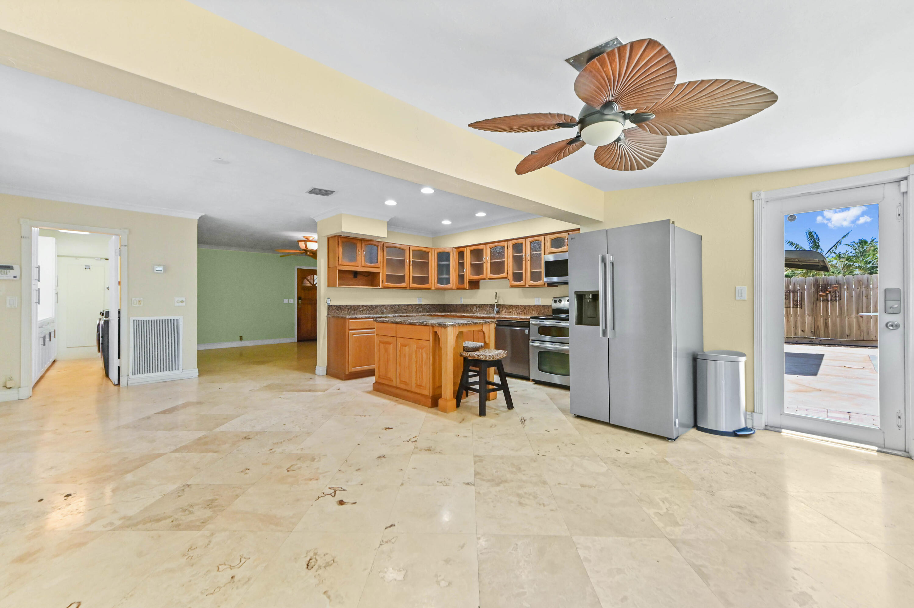 138 Ne 29th Street Property Photo 12