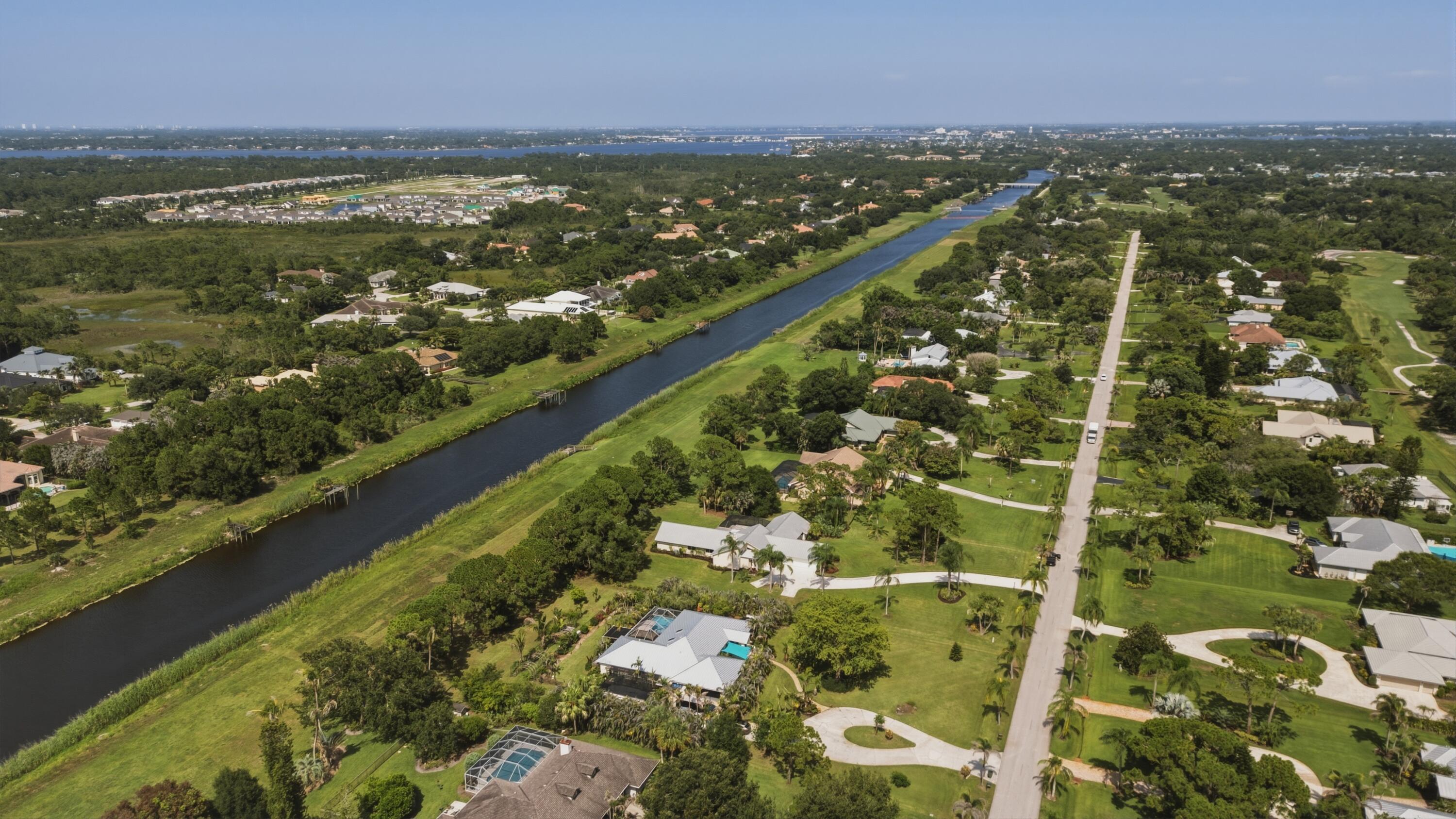4101 Sw Bimini Circle N Property Photo 19